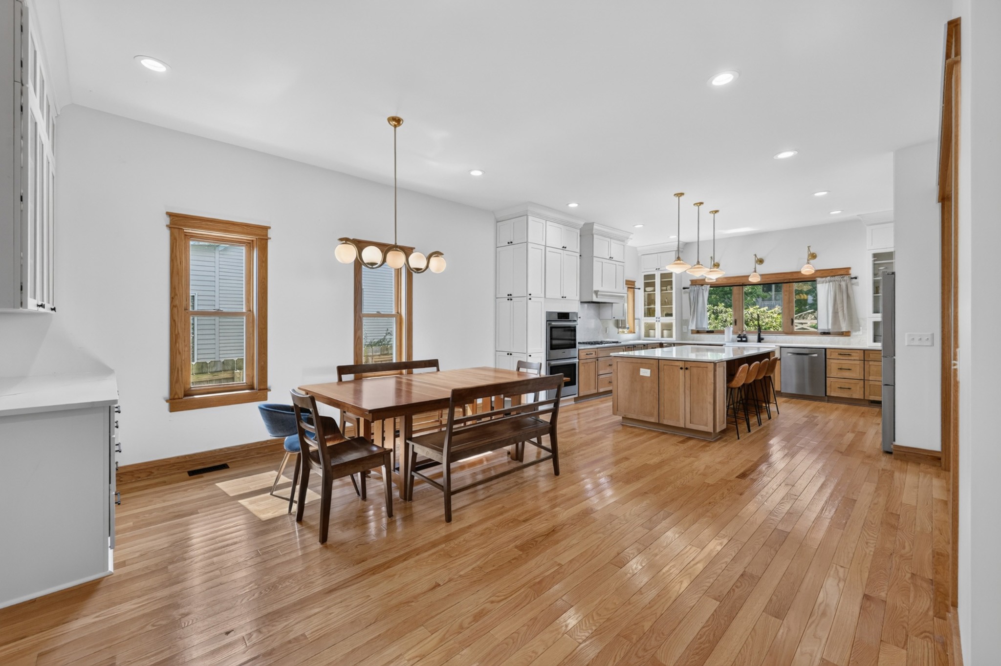 4503 Dakota Ave