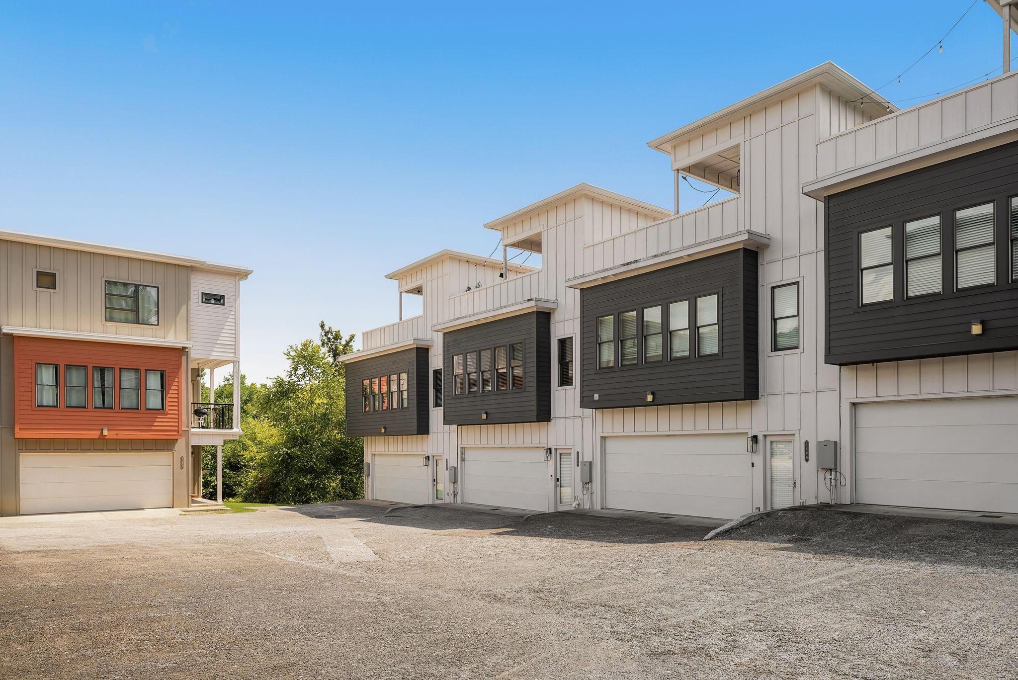 3808 Hutson Ave