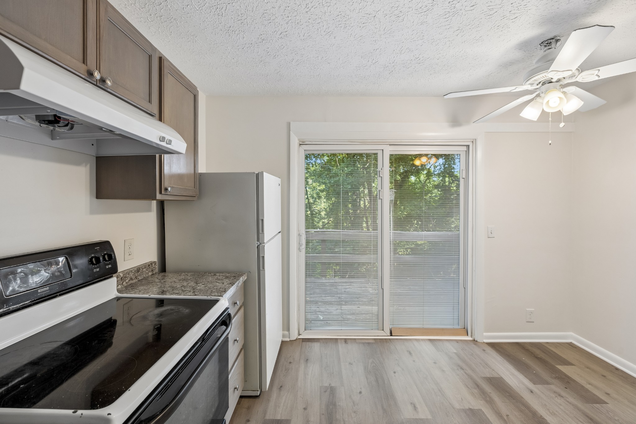 3245 Niagara Dr