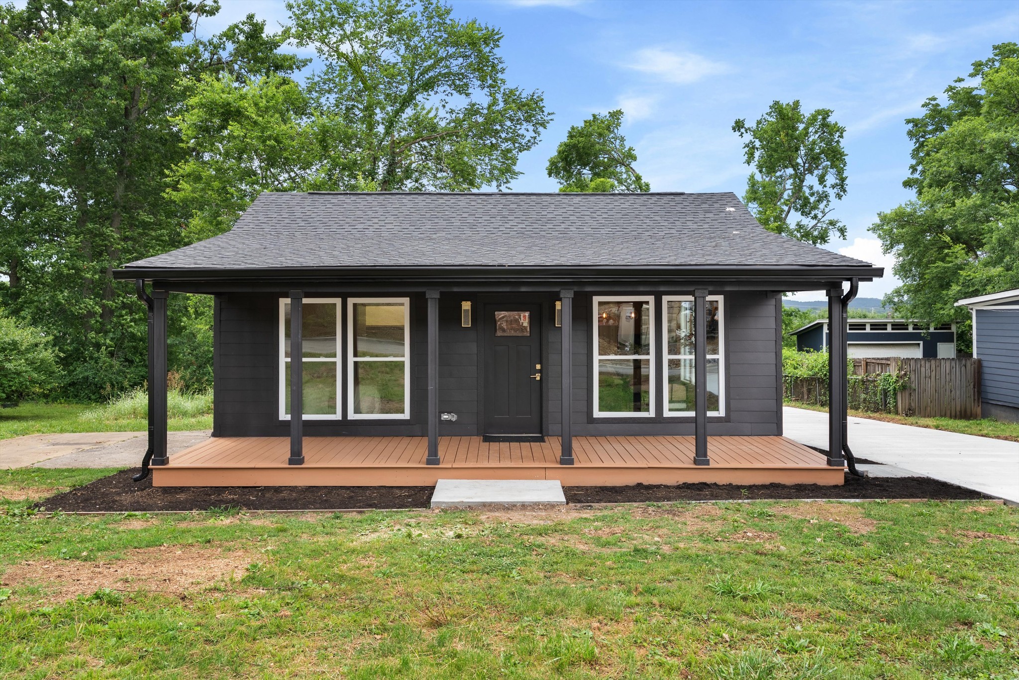 3036 Hillside Rd