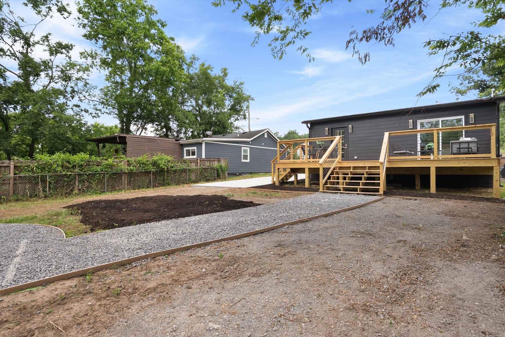 3036 Hillside Rd