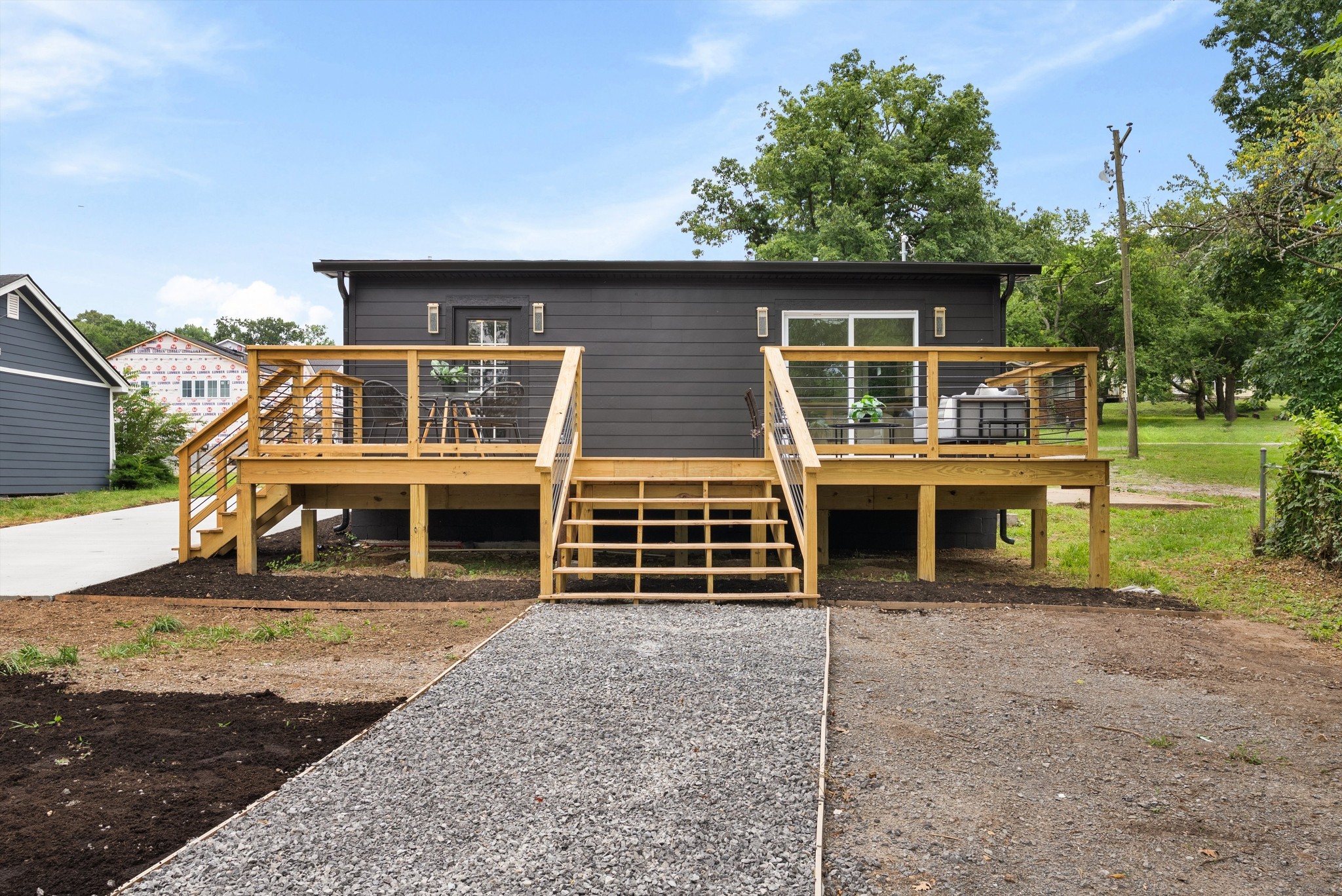 3036 Hillside Rd