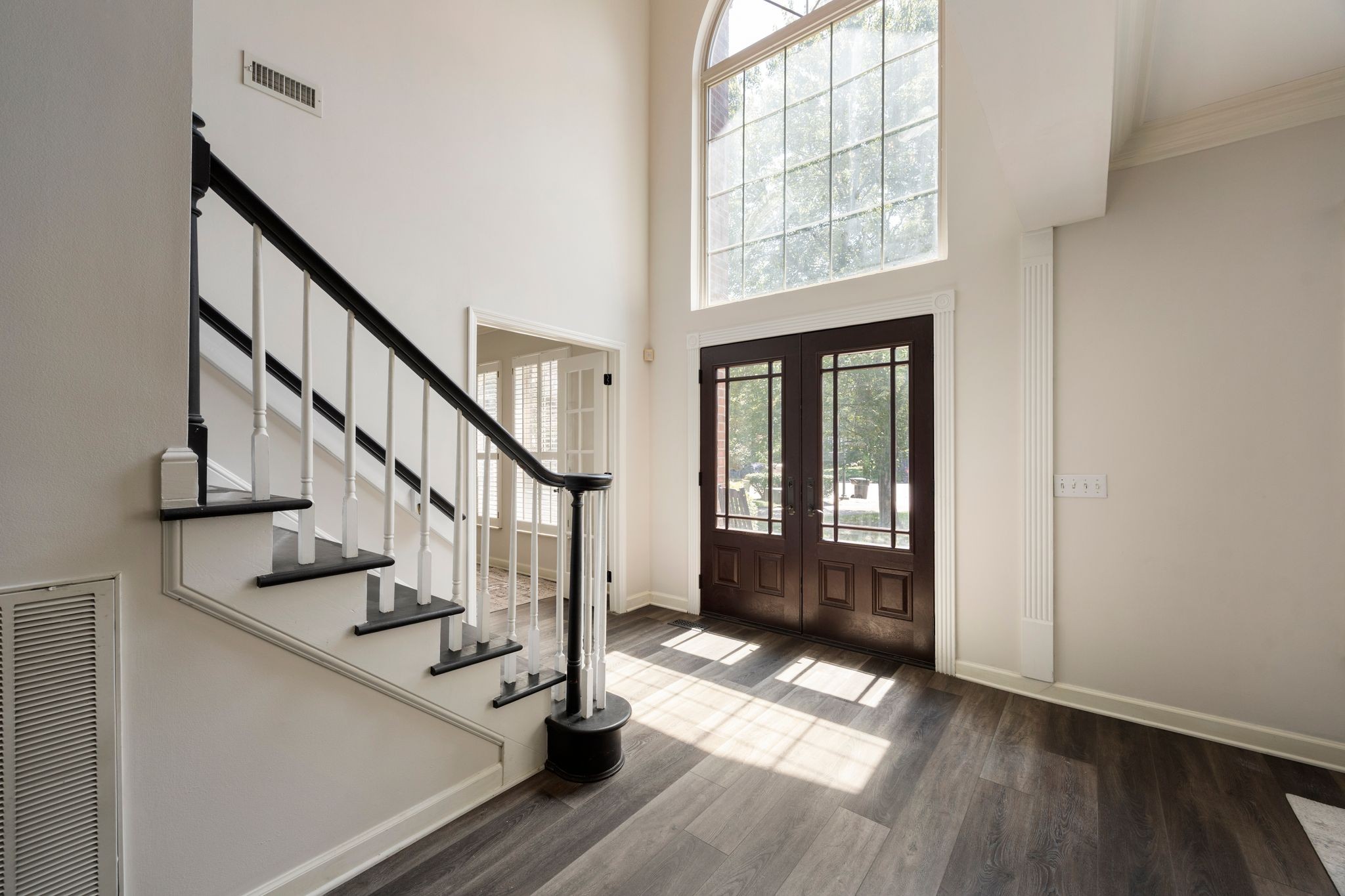325 Kentons Way