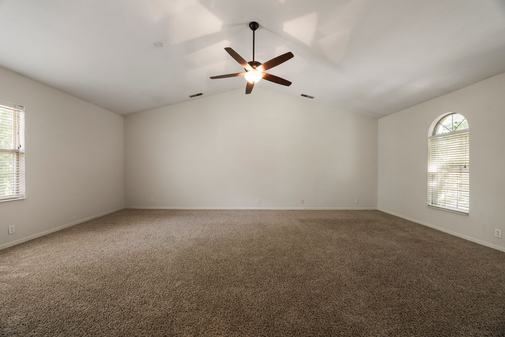 325 Kentons Way
