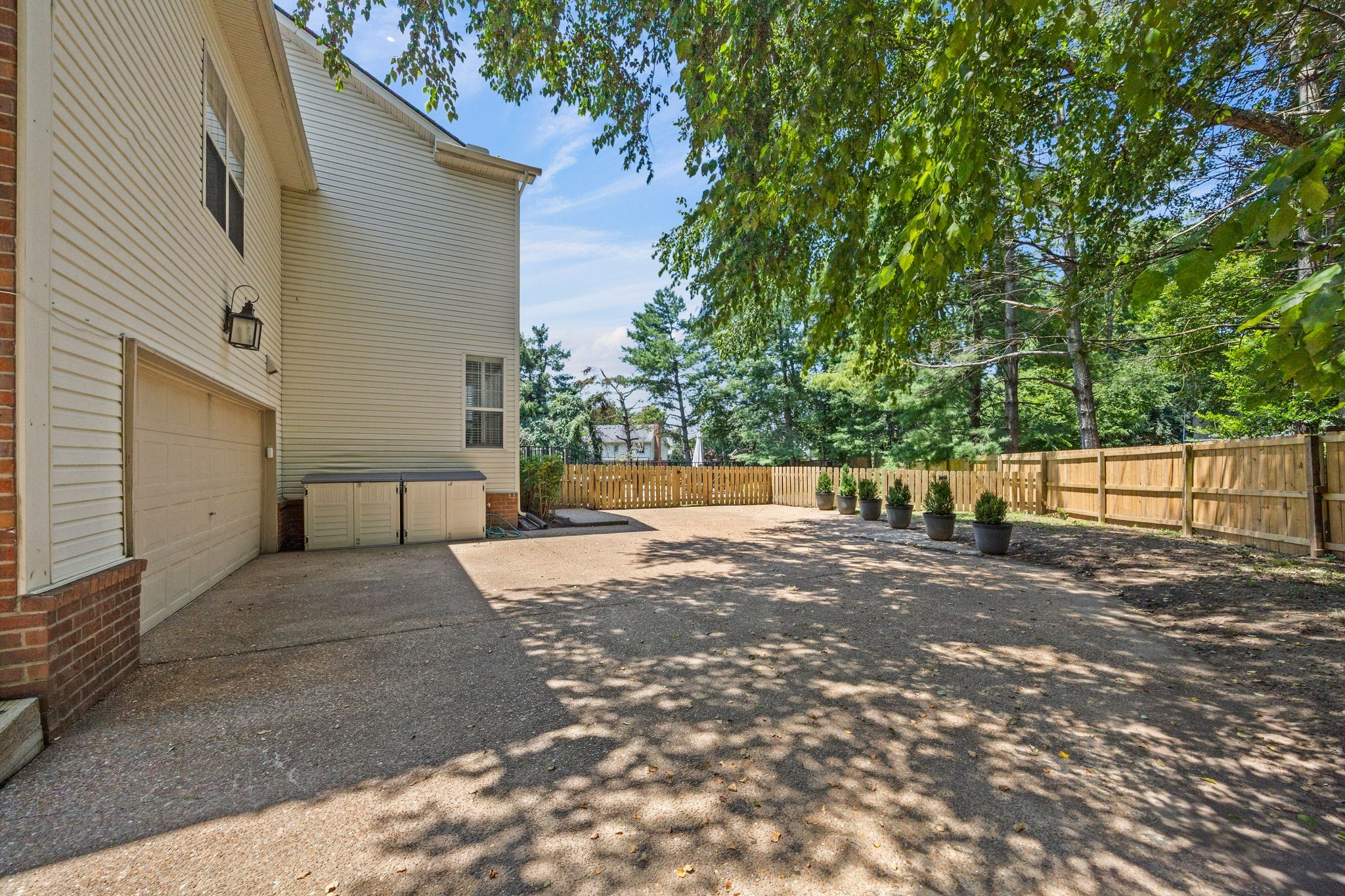 325 Kentons Way