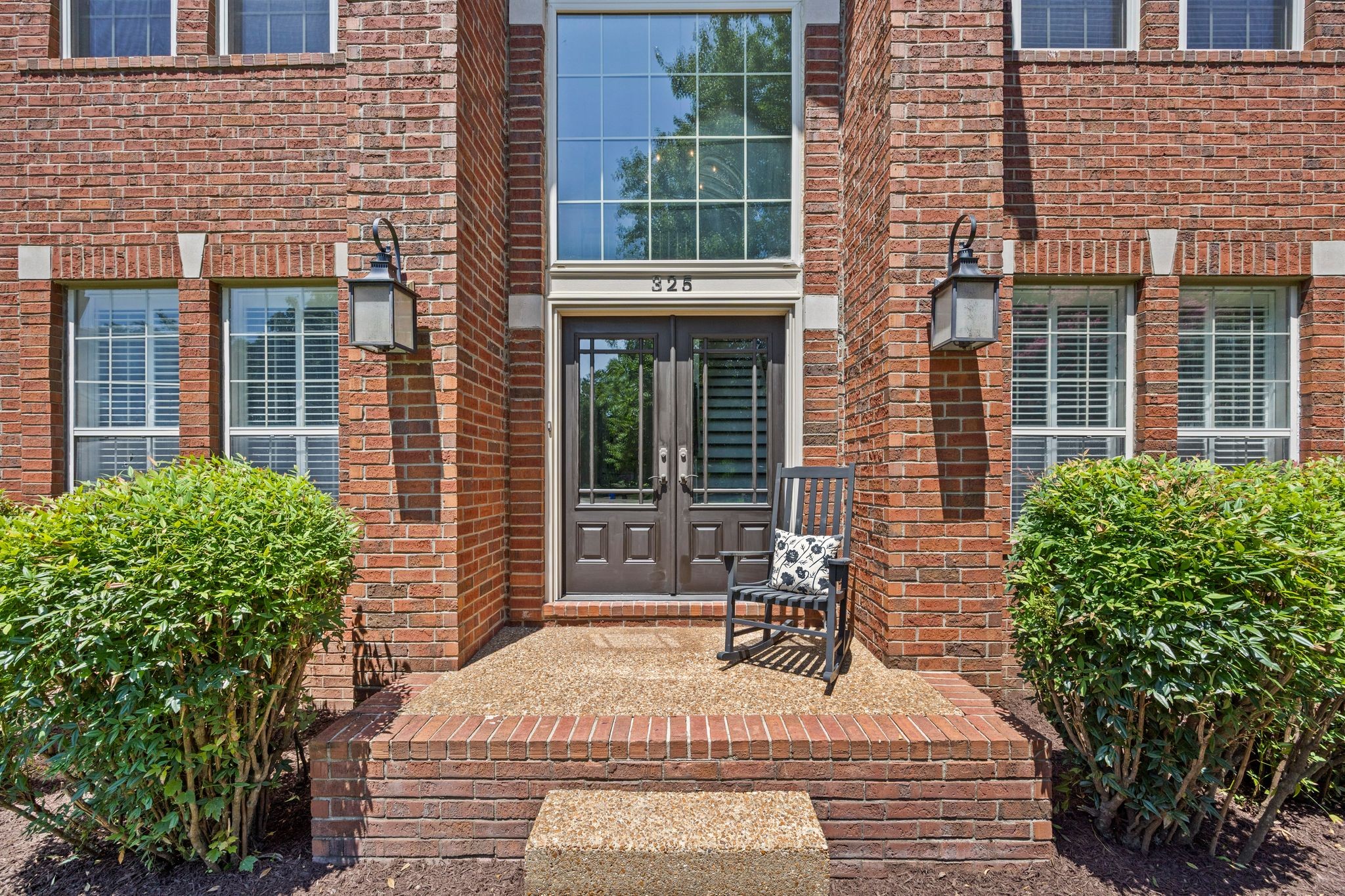 325 Kentons Way