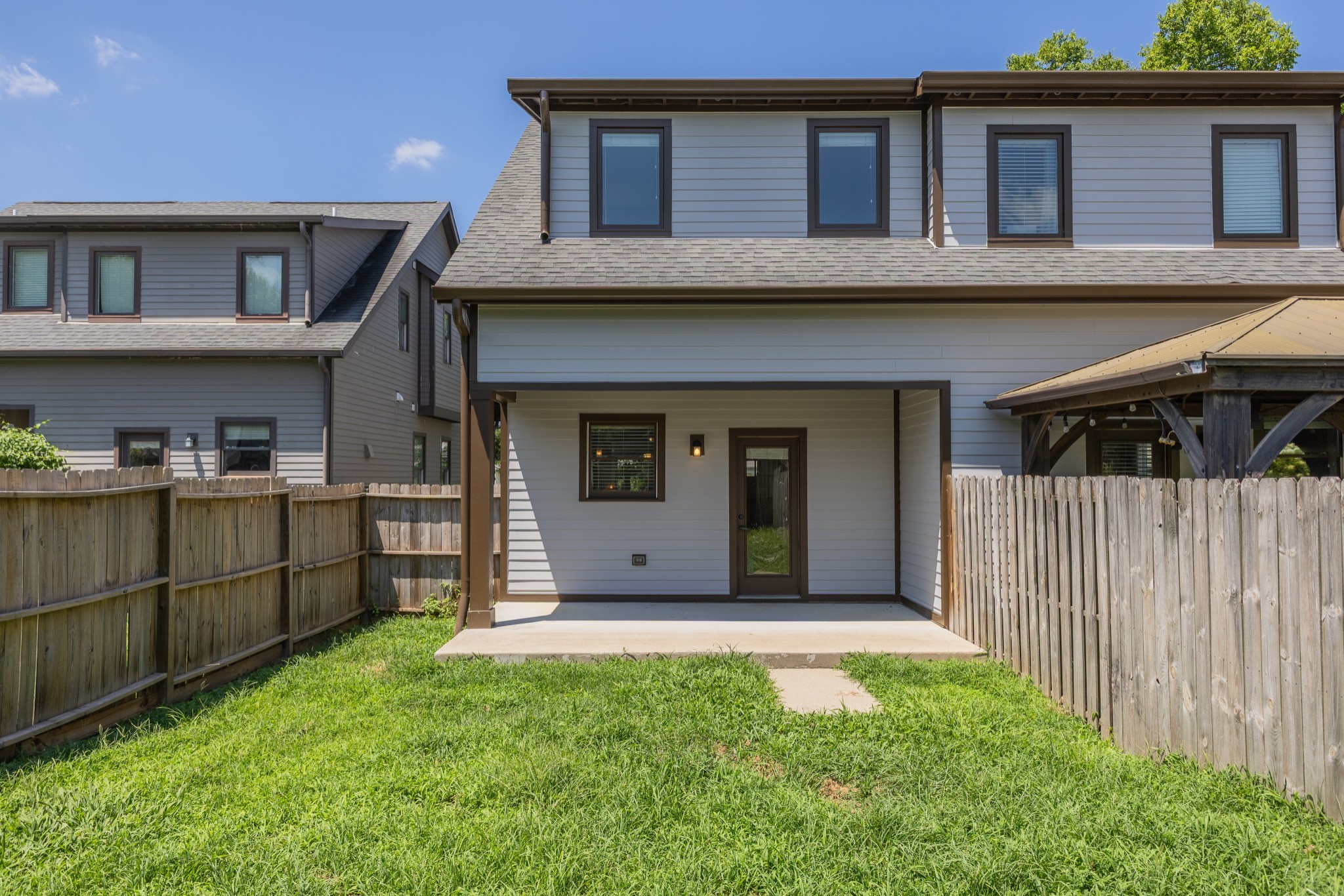 515 Acklen Park Dr