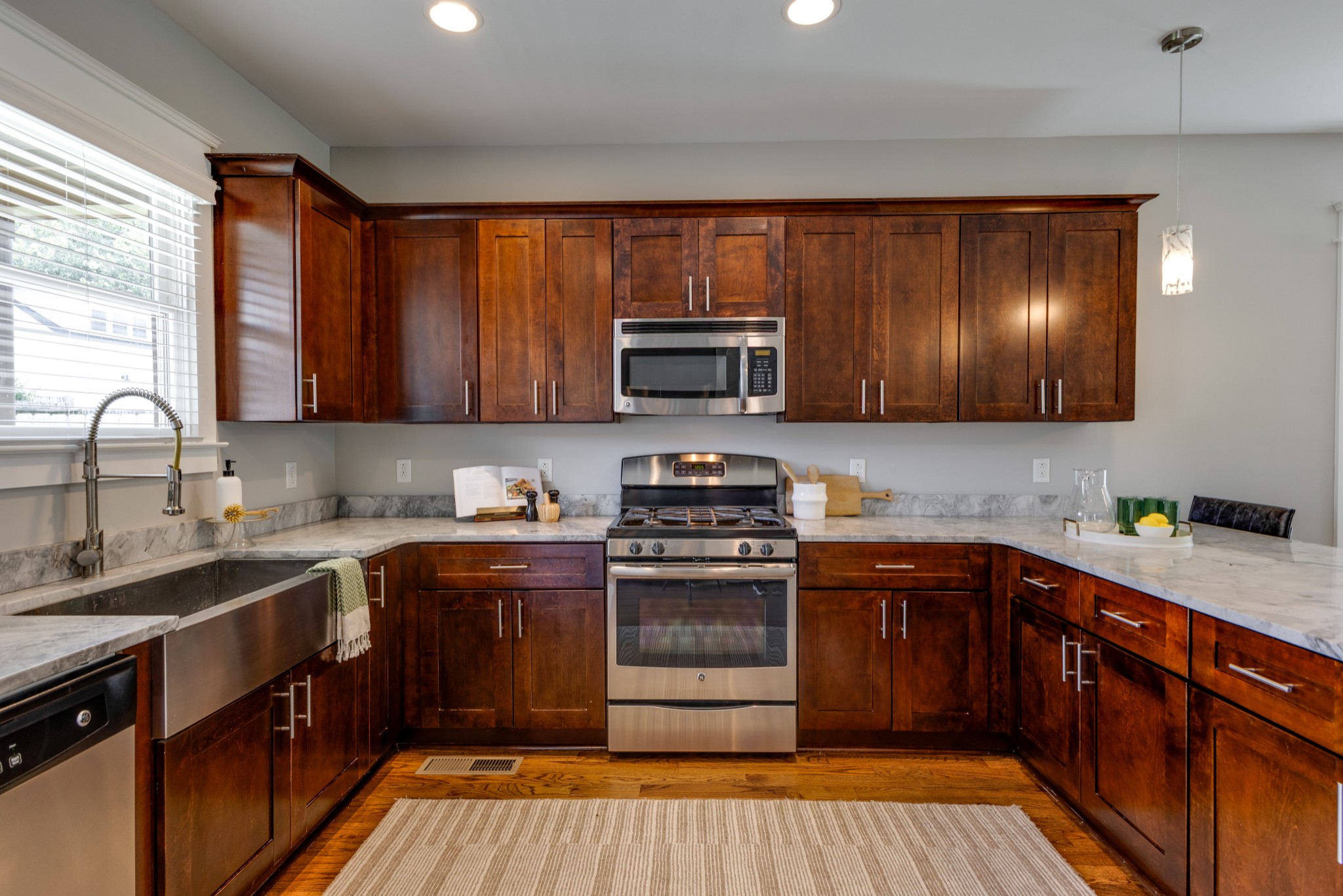 515 Acklen Park Dr