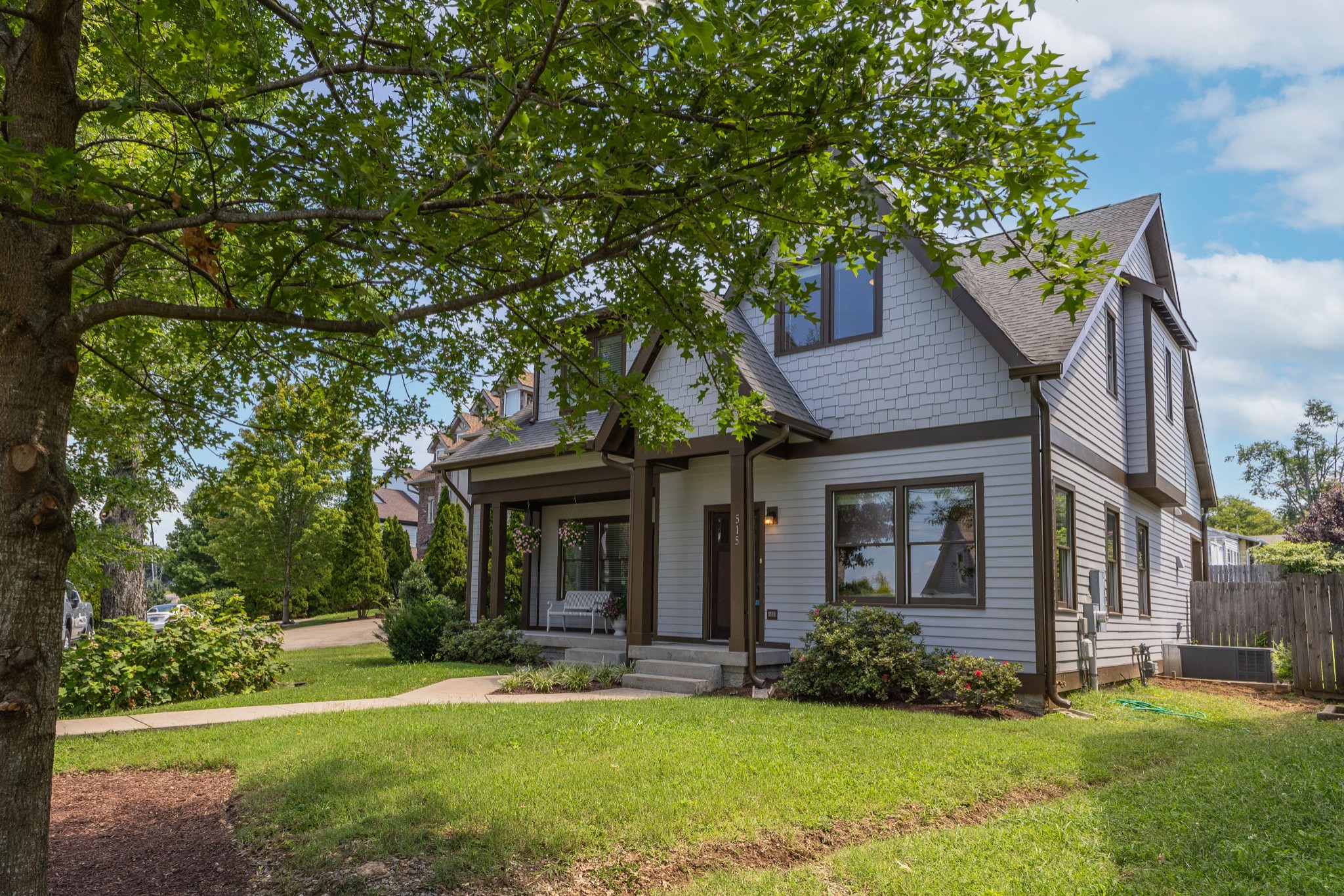 515 Acklen Park Dr