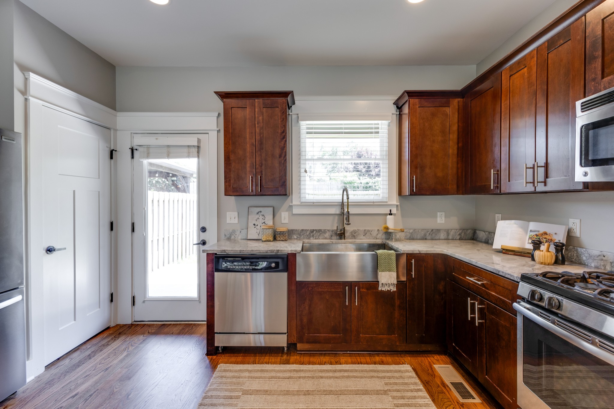 515 Acklen Park Dr