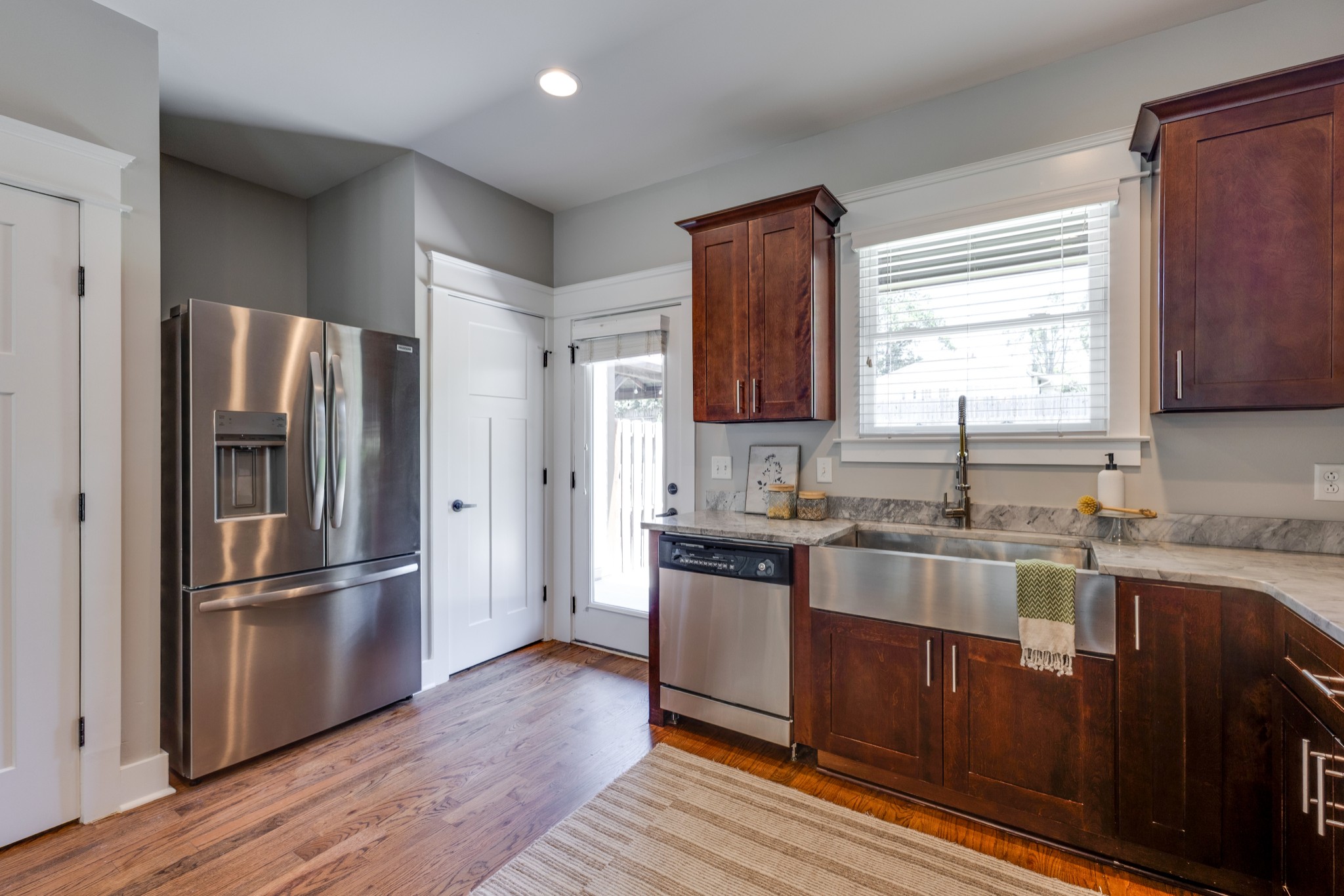 515 Acklen Park Dr
