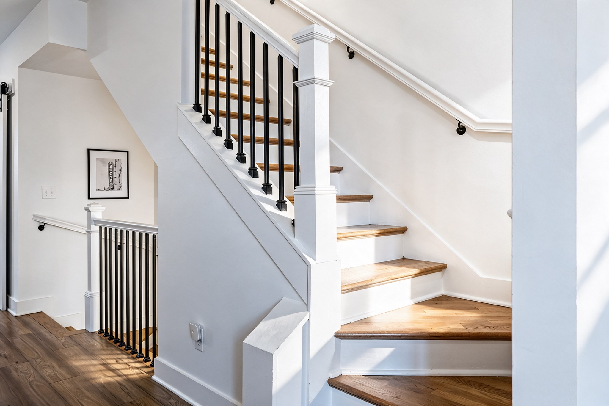 402 Cleveland St Unit: 2