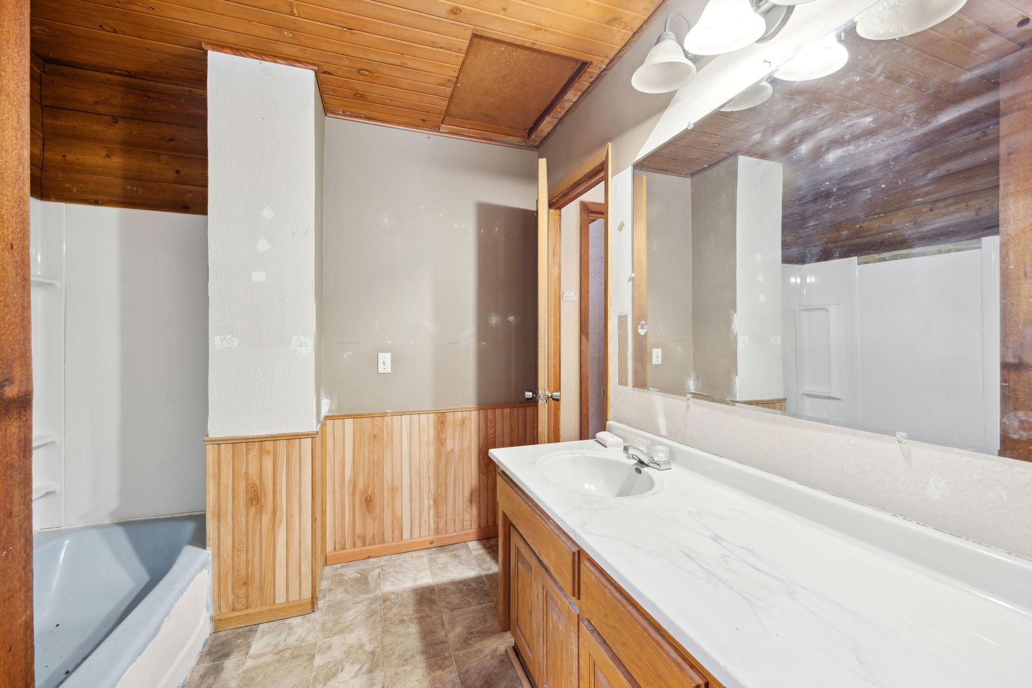 25448 166th Street NW