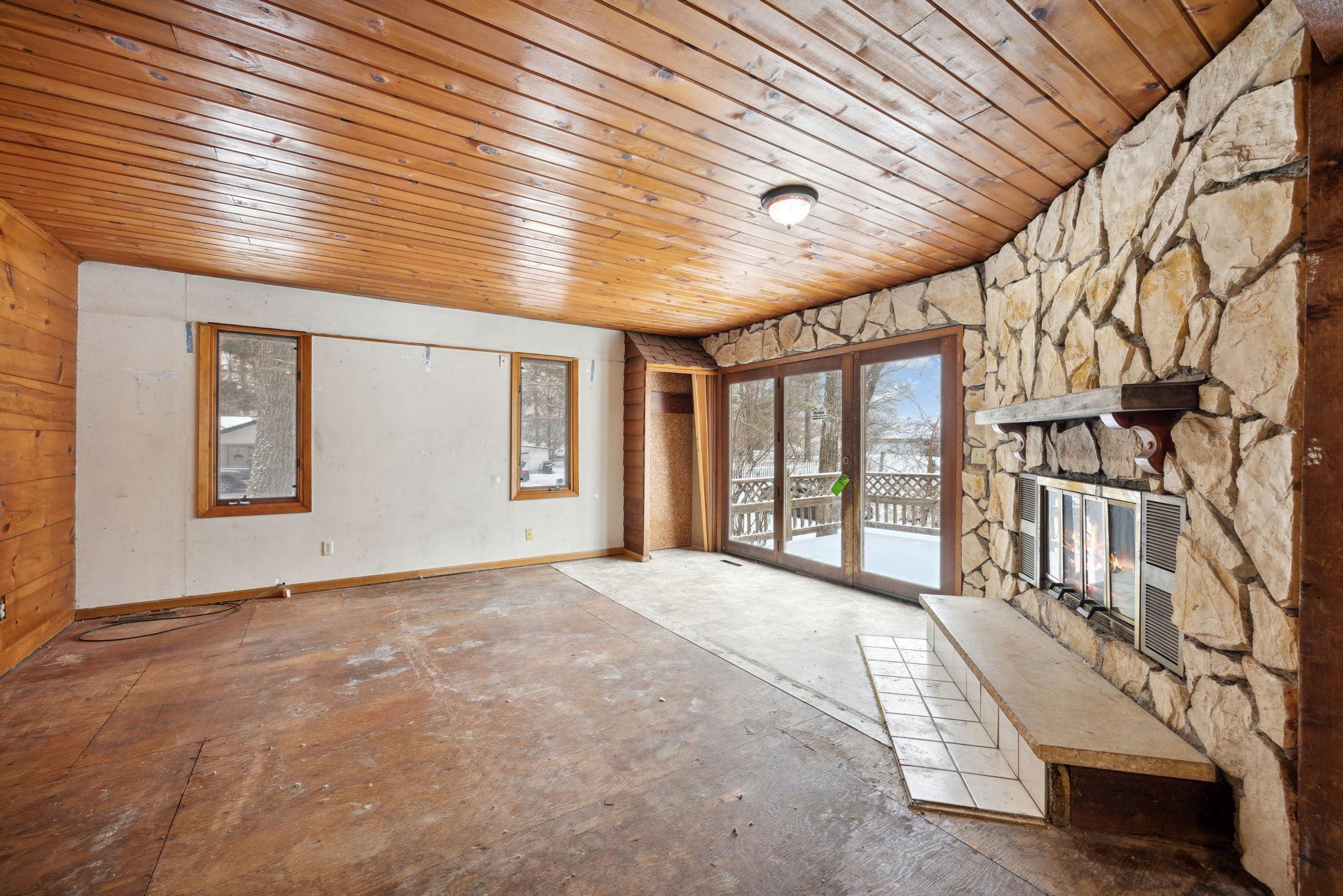 25448 166th Street NW