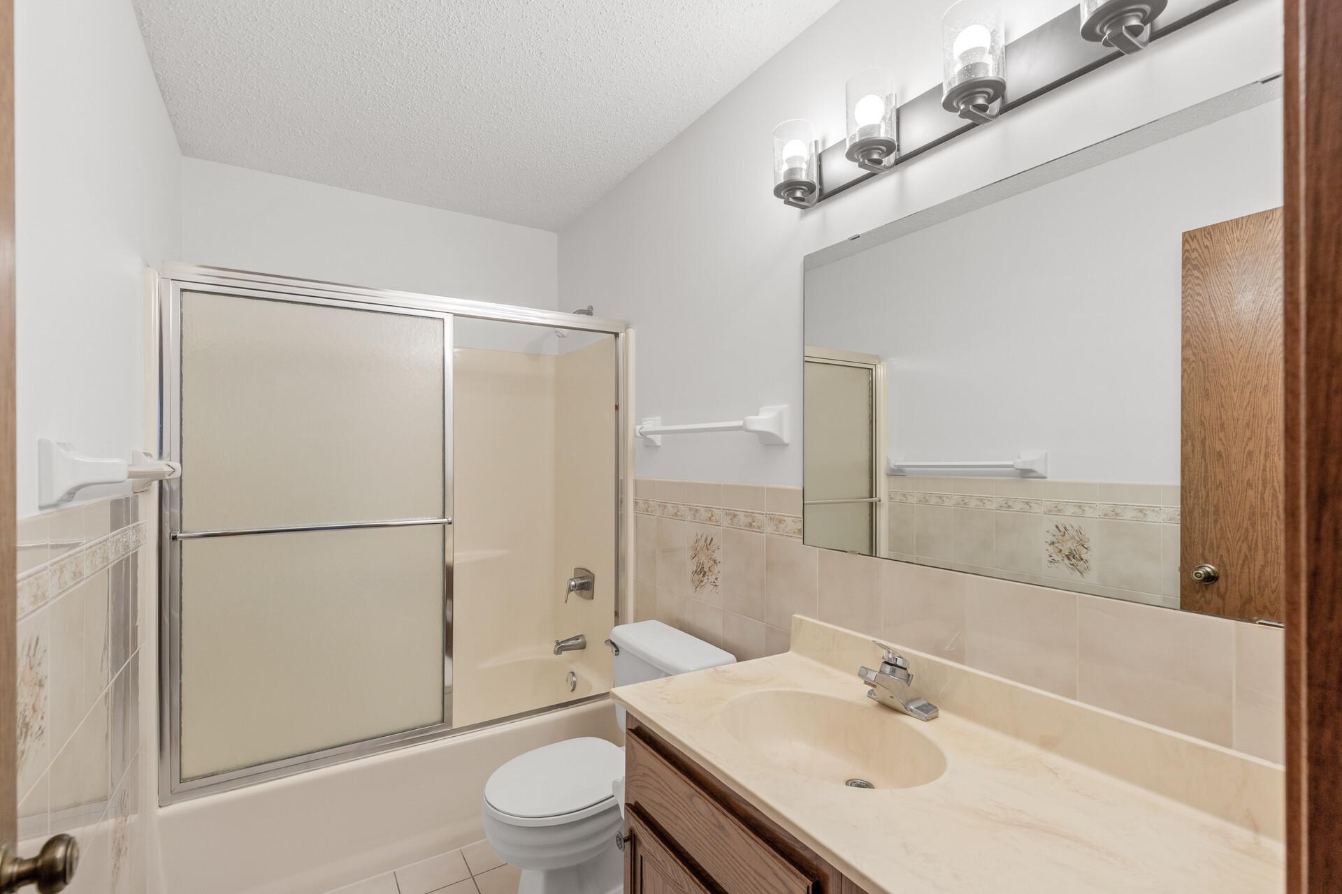 10540 43rd Avenue N Unit: 303