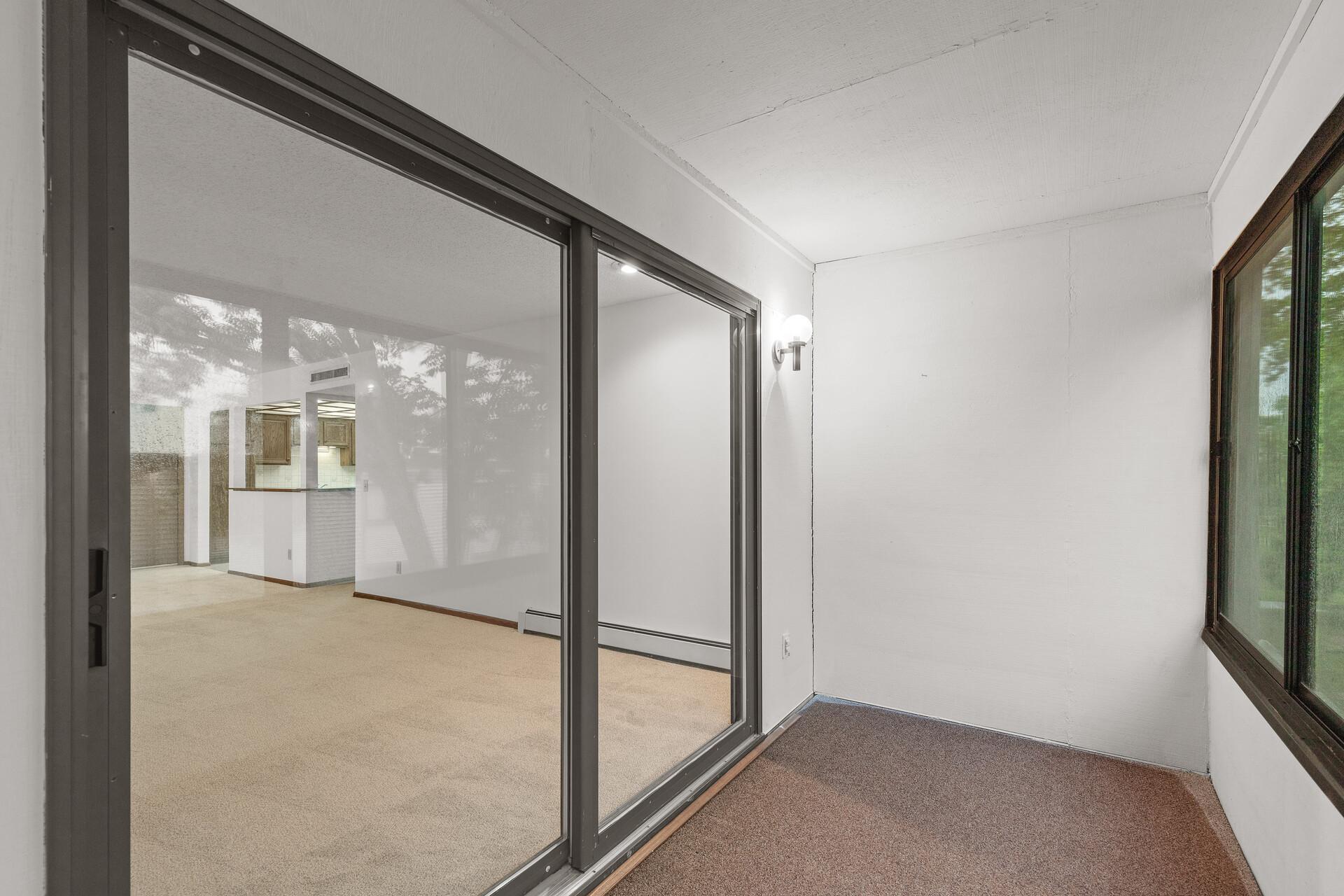 10540 43rd Avenue N Unit: 303