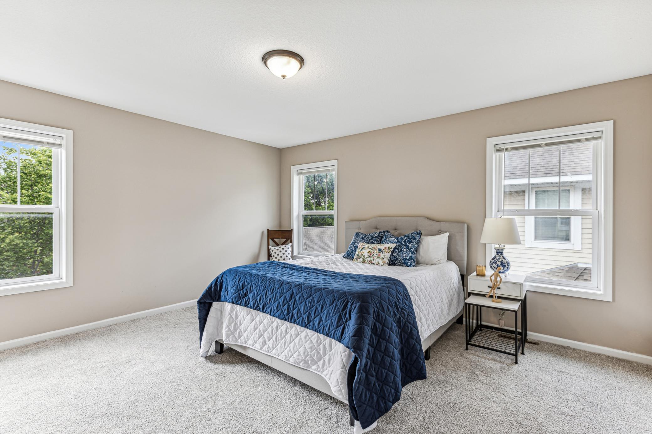 13326 Tulip Street NW