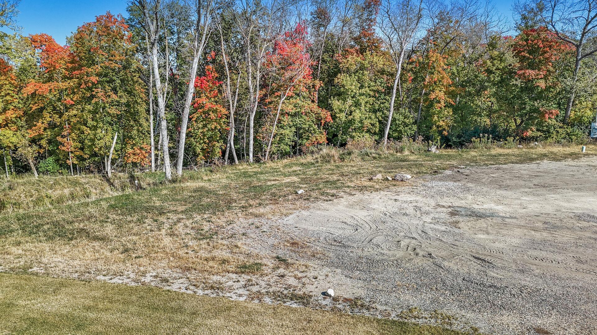 1040 Old Long Lake Road