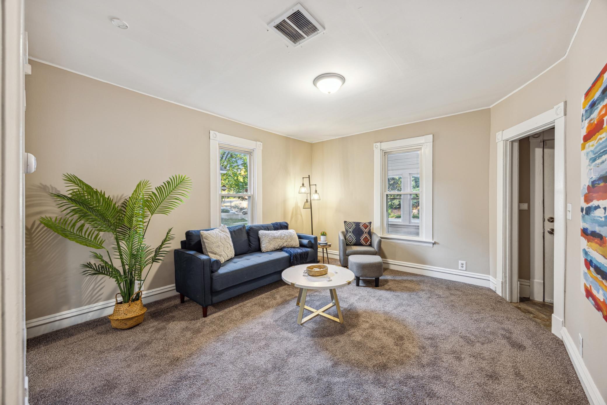 3022 Vincent Avenue N