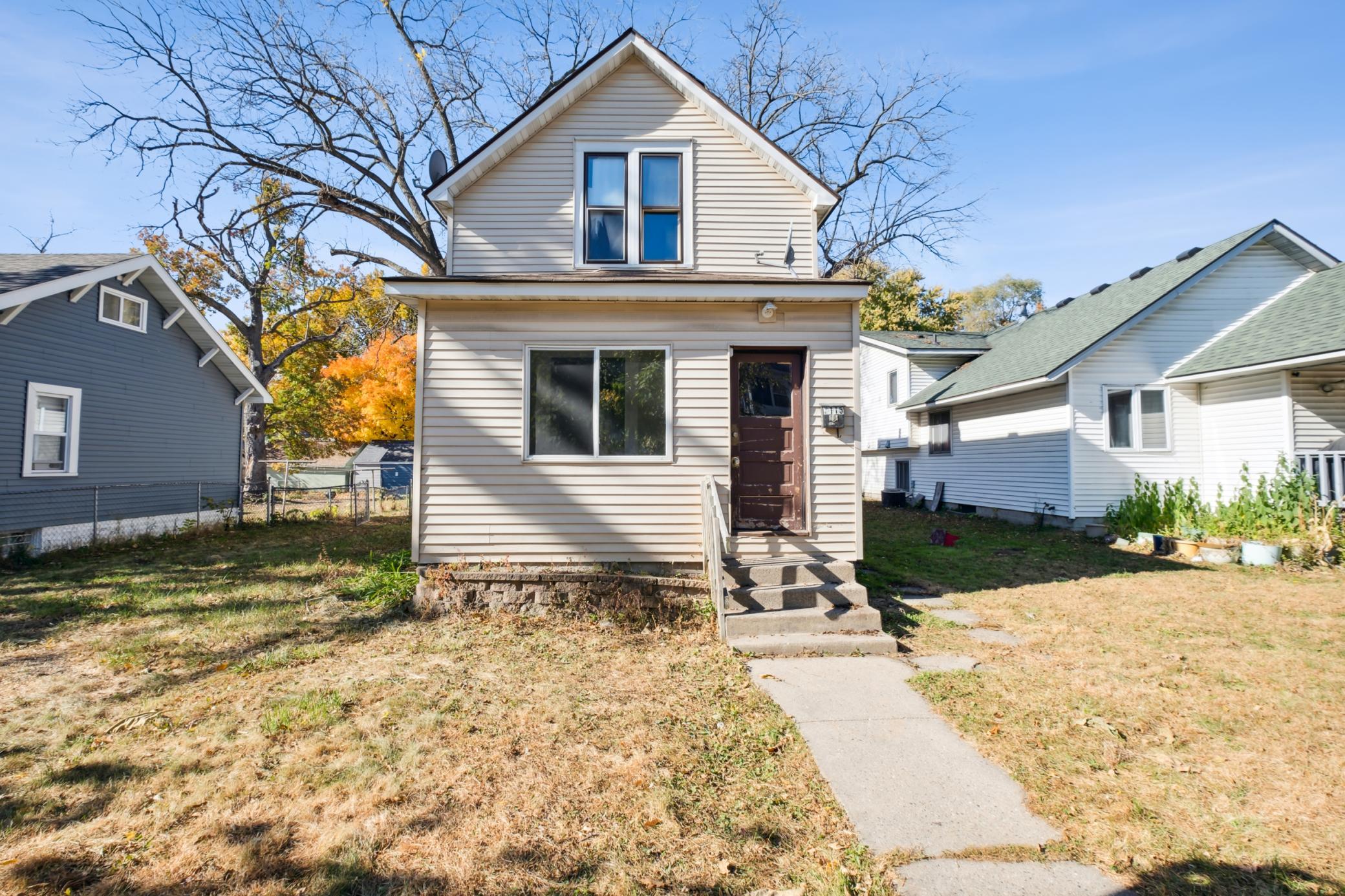 3115 Thomas Avenue N