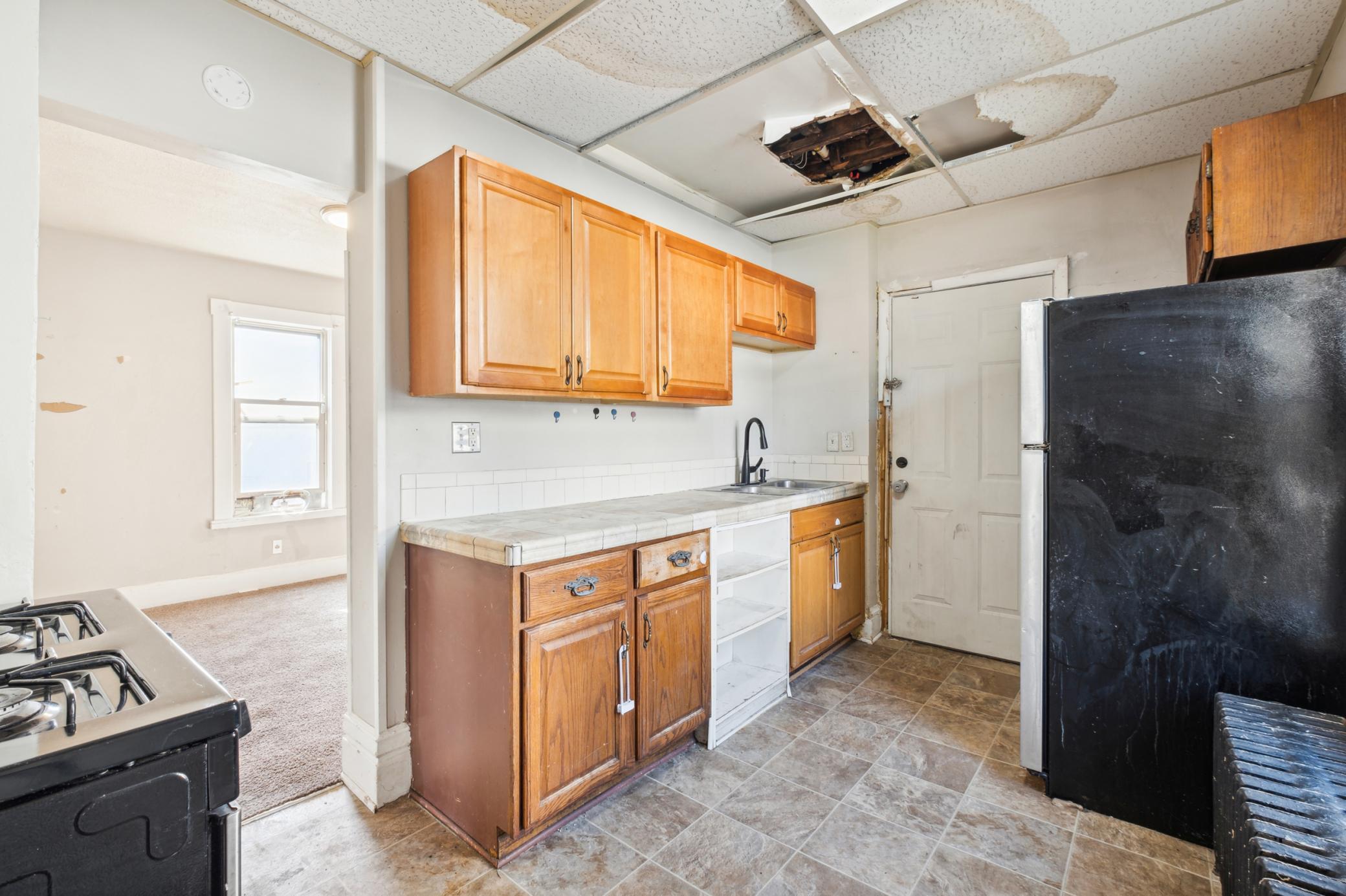 3115 Thomas Avenue N