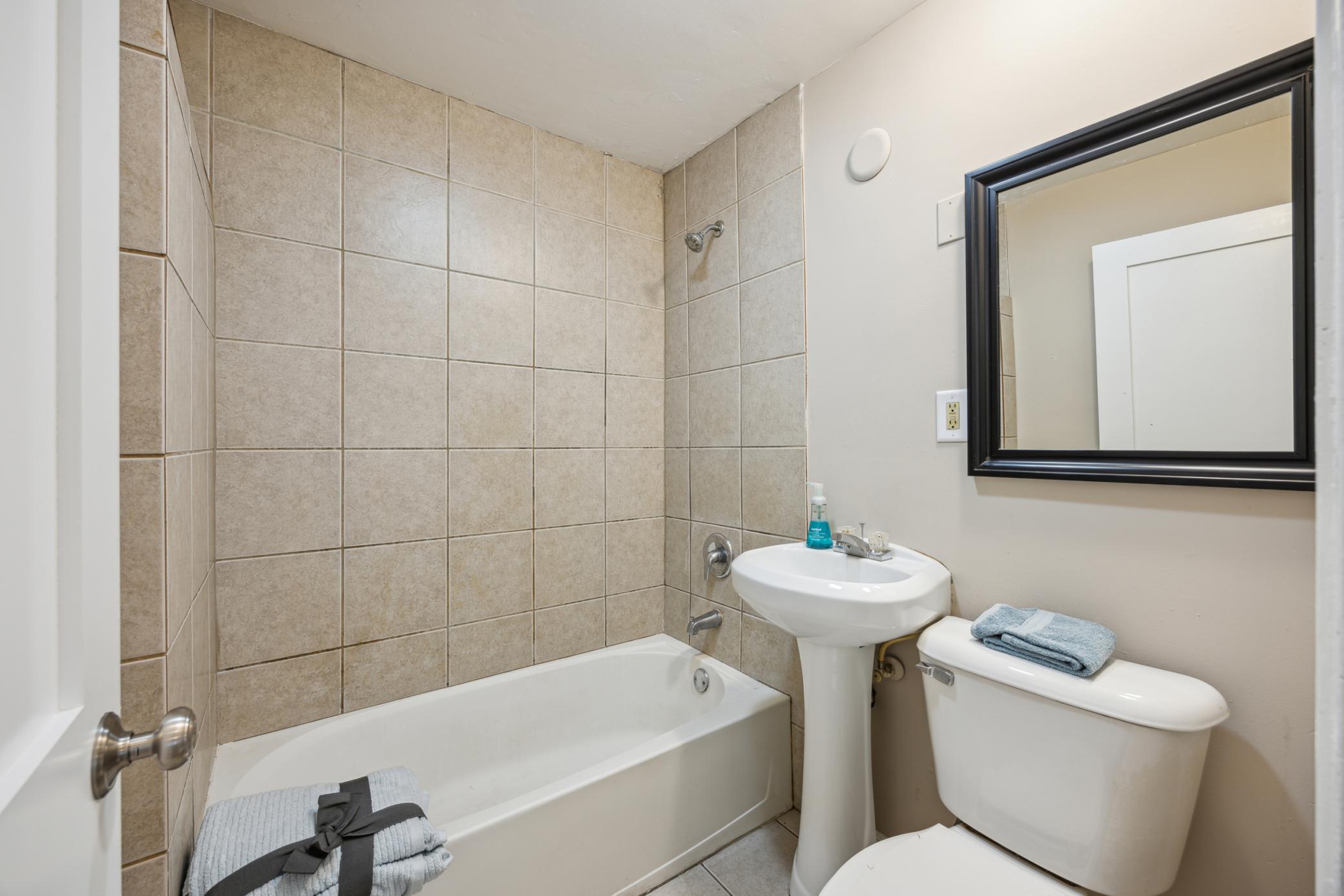 3607 Colfax Avenue N