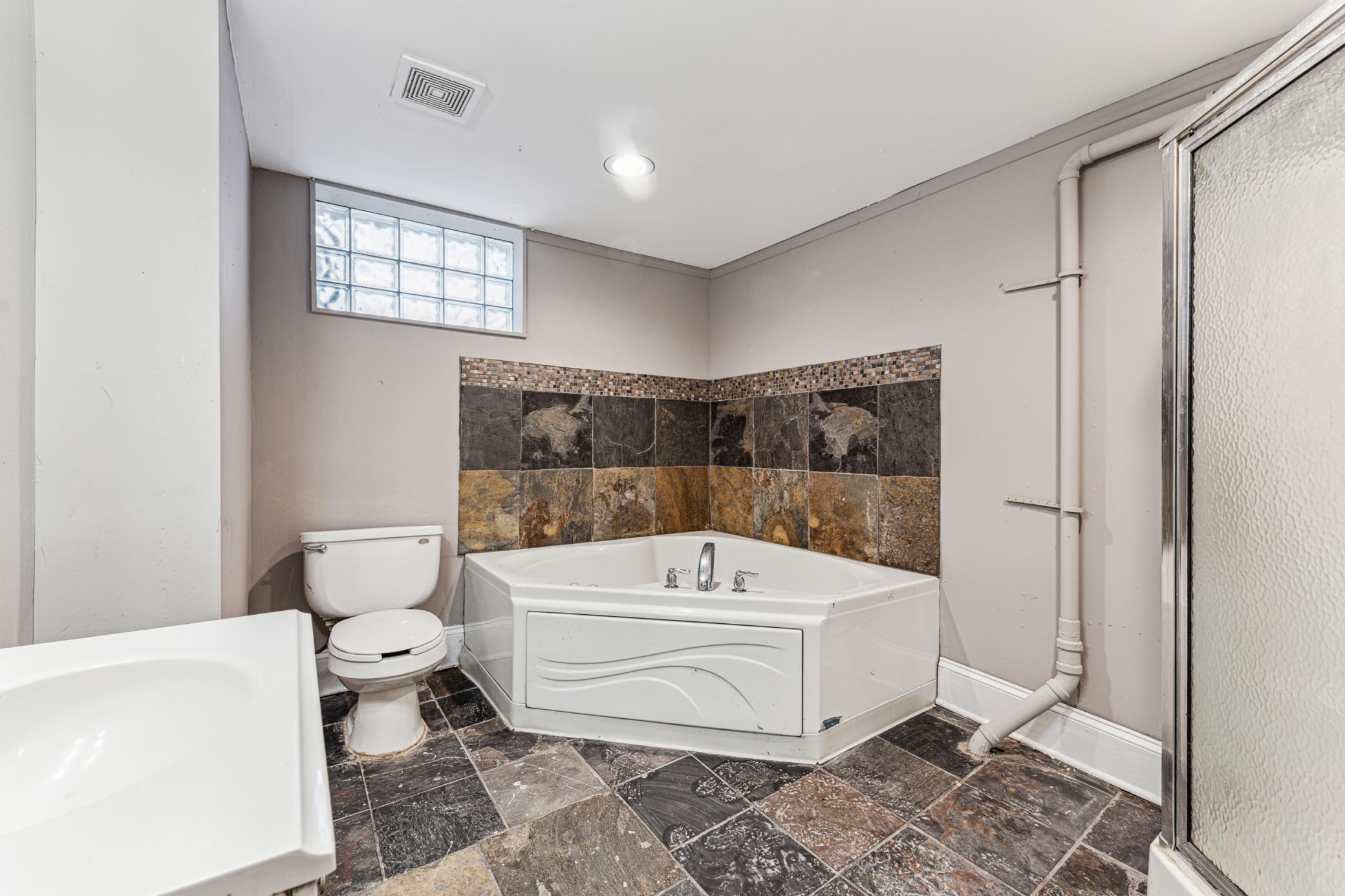 3549 Aldrich Avenue N