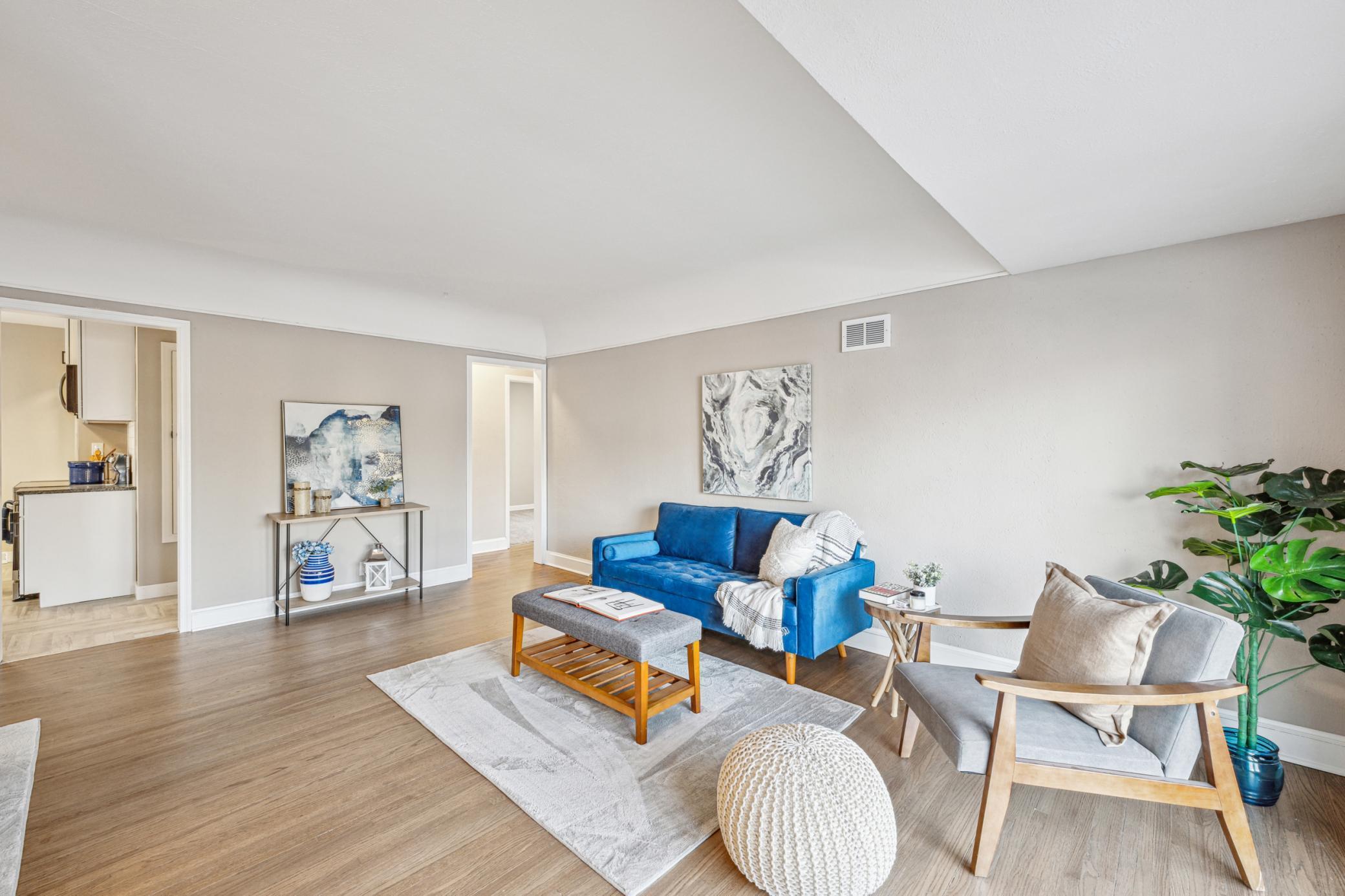 1324 Chandler Avenue N