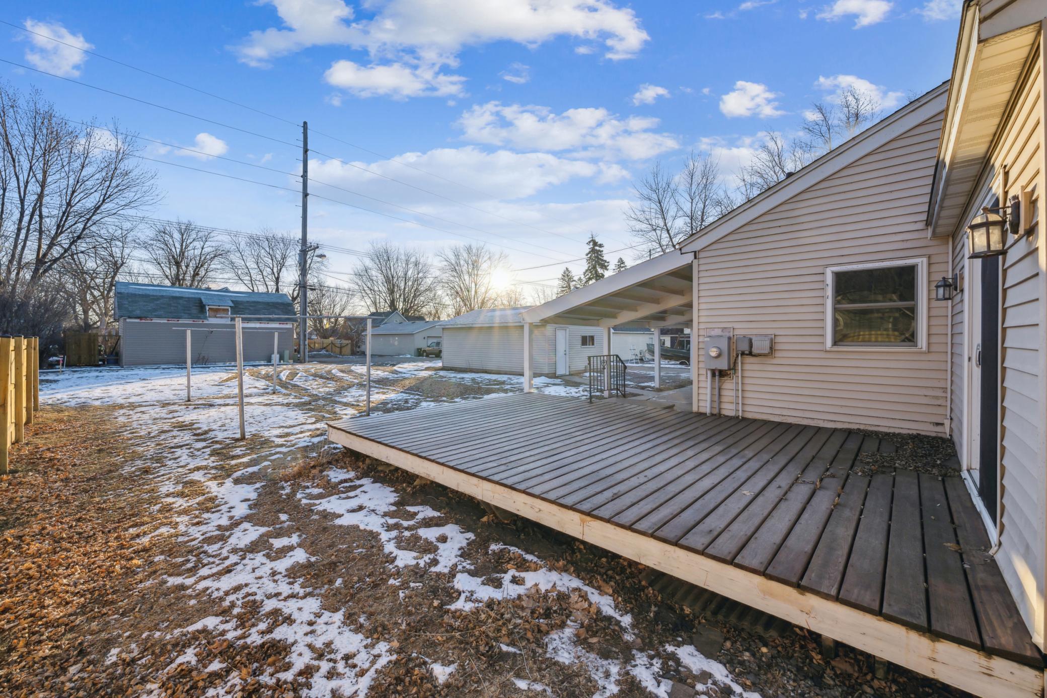 1324 Chandler Avenue N