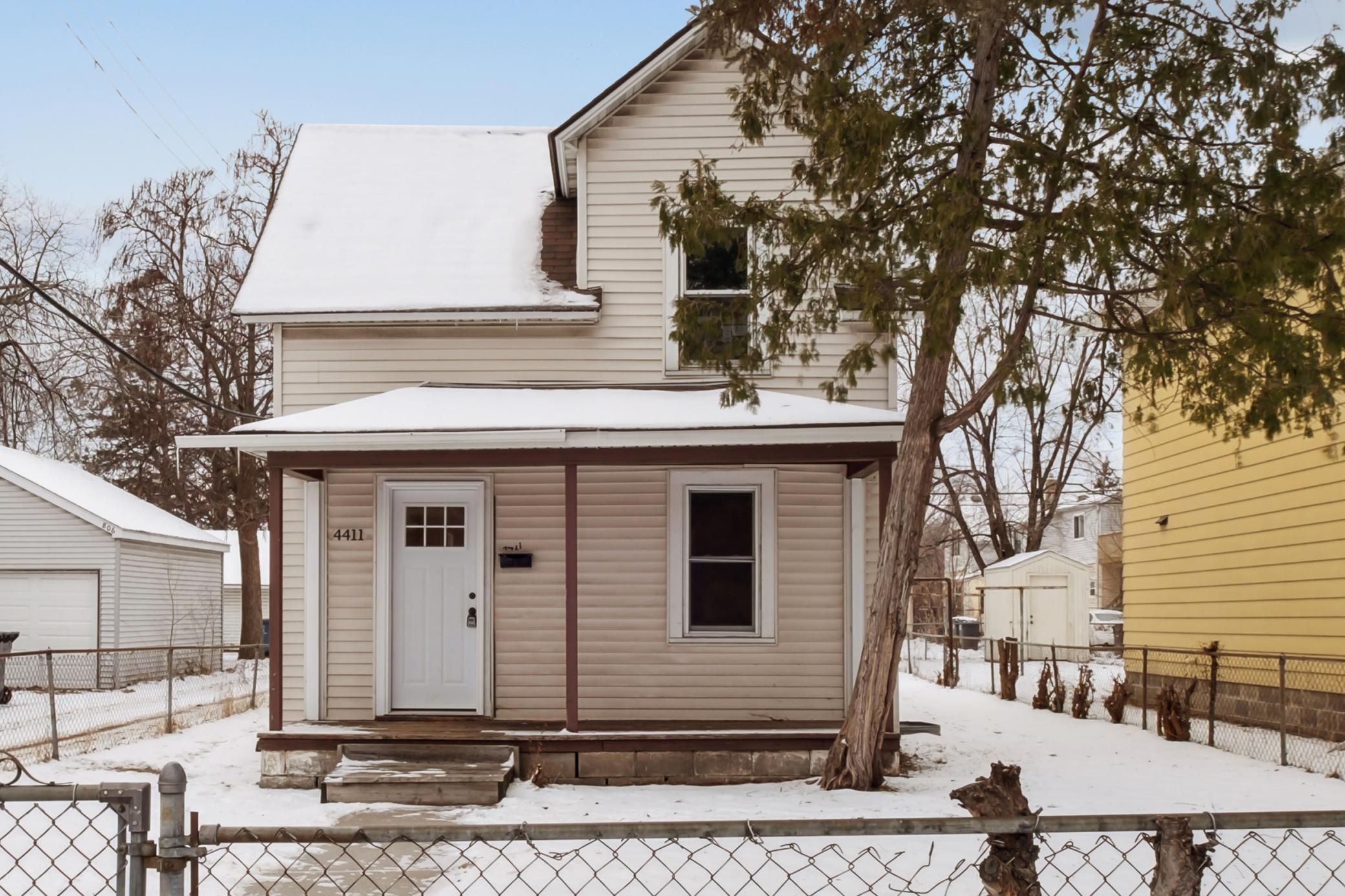 4411 Aldrich Avenue N