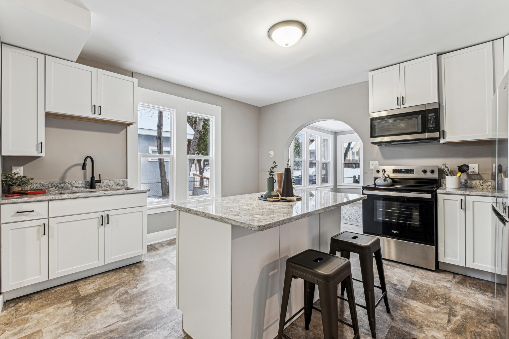 3514 Dupont Avenue N