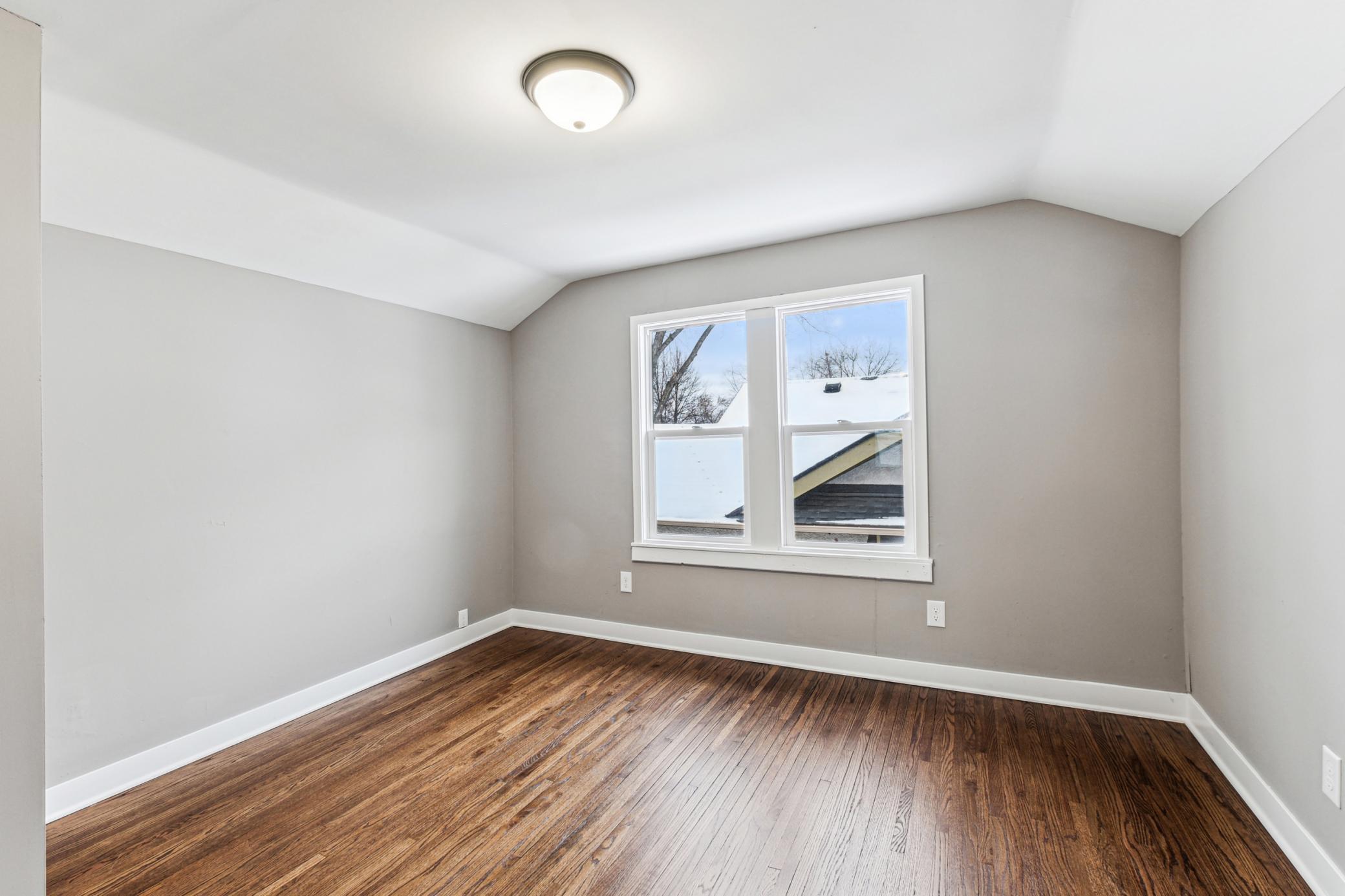 3514 Dupont Avenue N