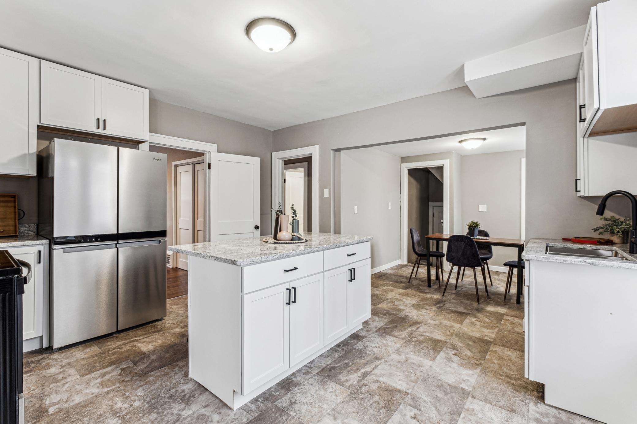 3514 Dupont Avenue N