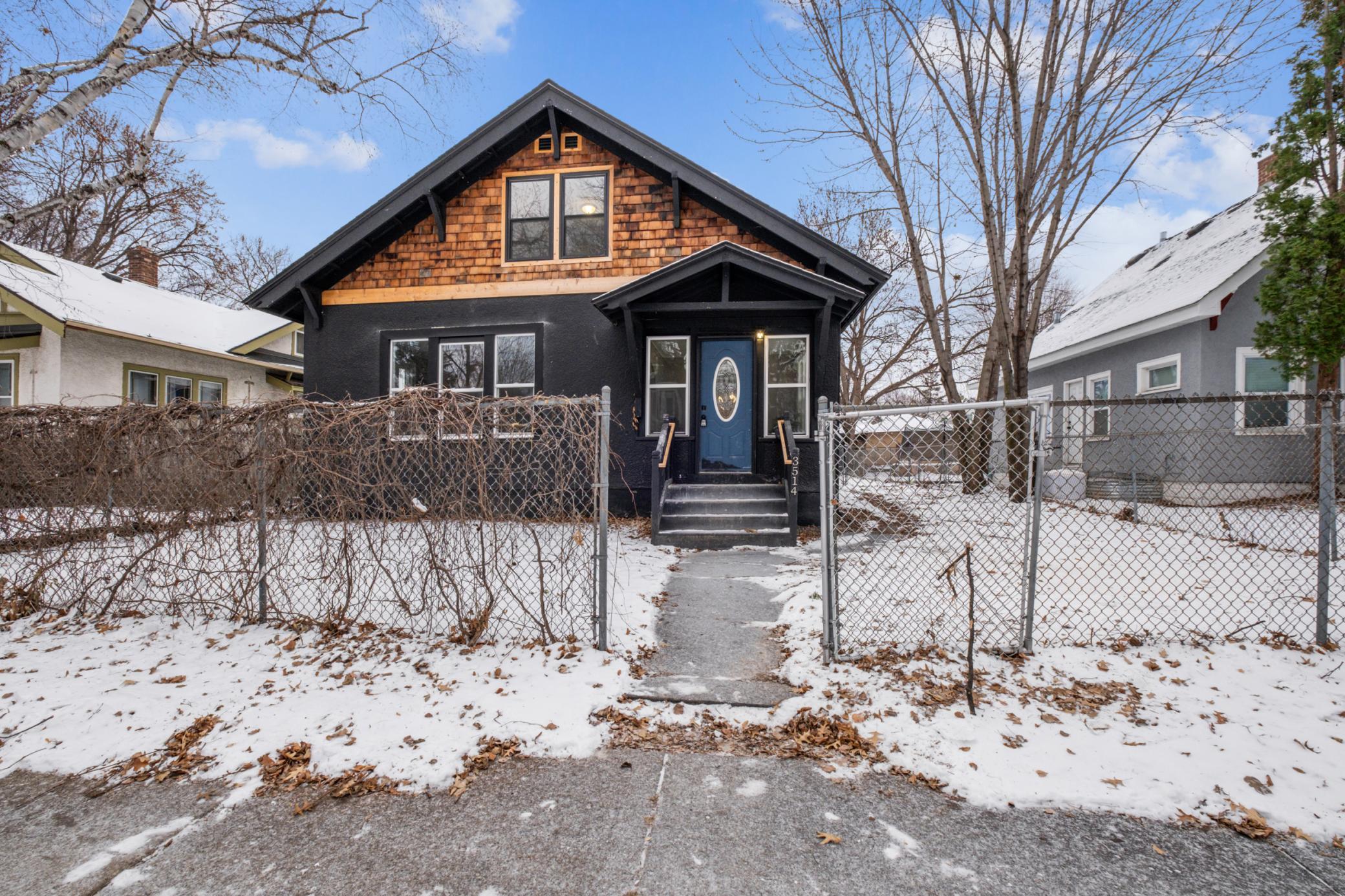 3514 Dupont Avenue N