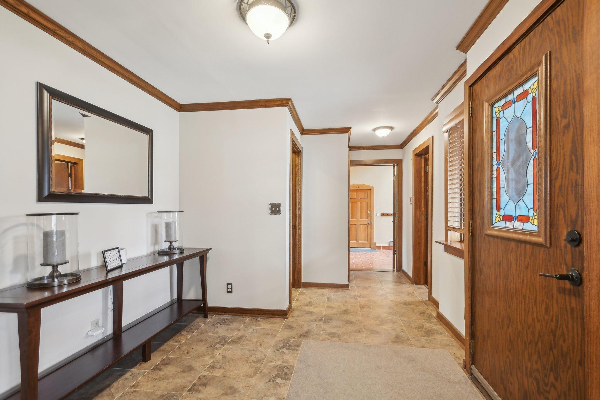 439 W Horseshoe Drive