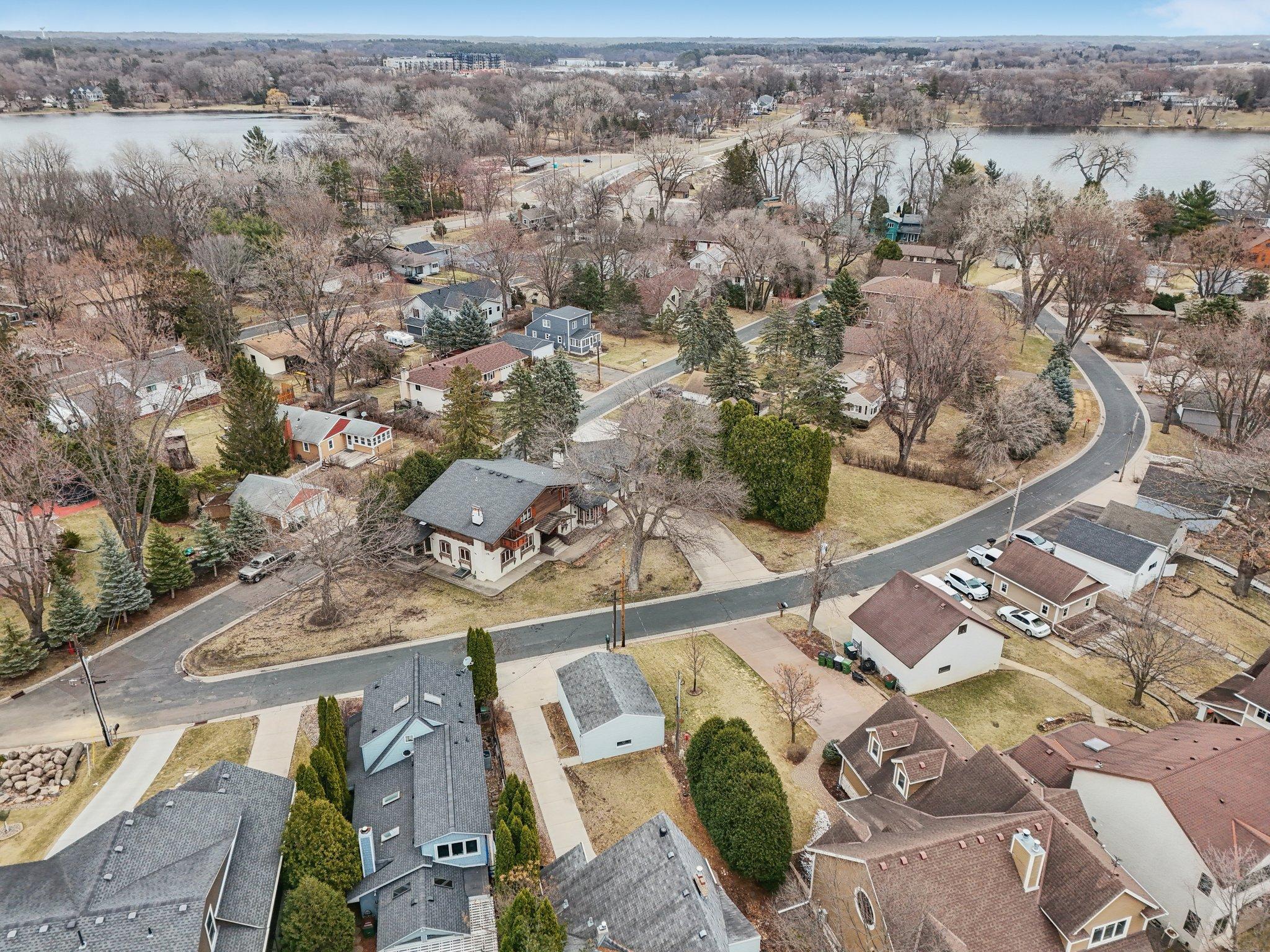 439 W Horseshoe Drive
