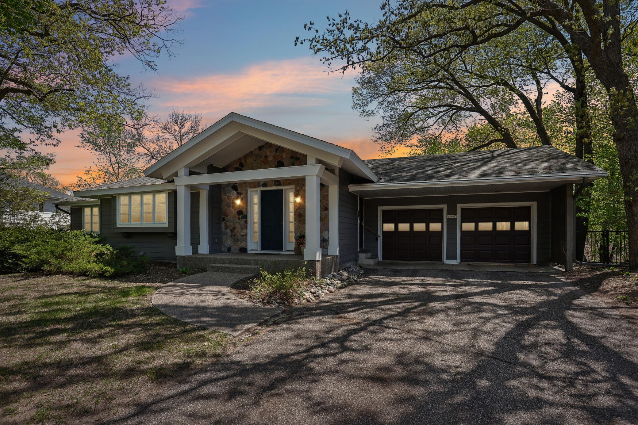 16647 Meadowbrook Lane