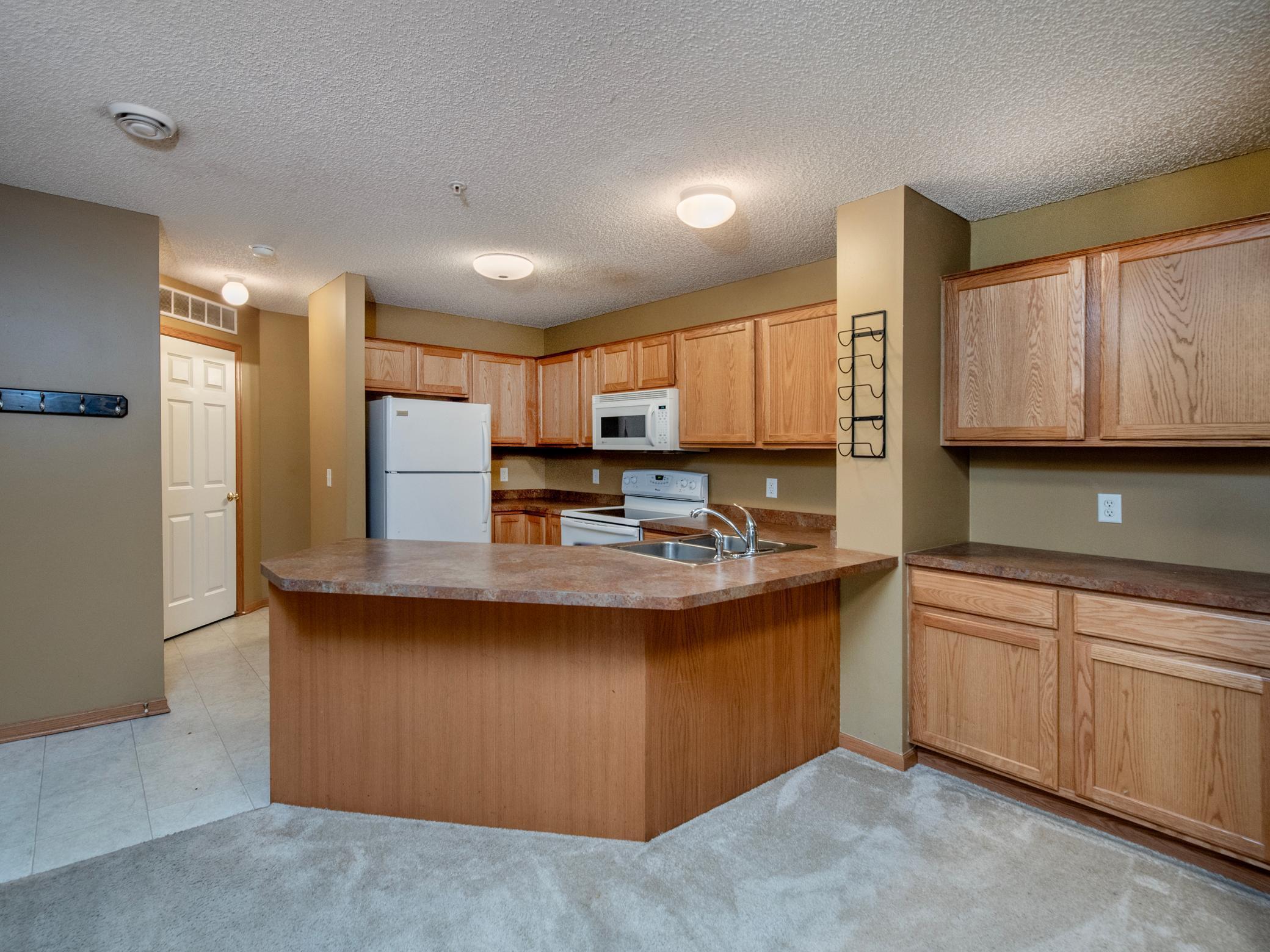 3336 Coleshire Path Unit: 44