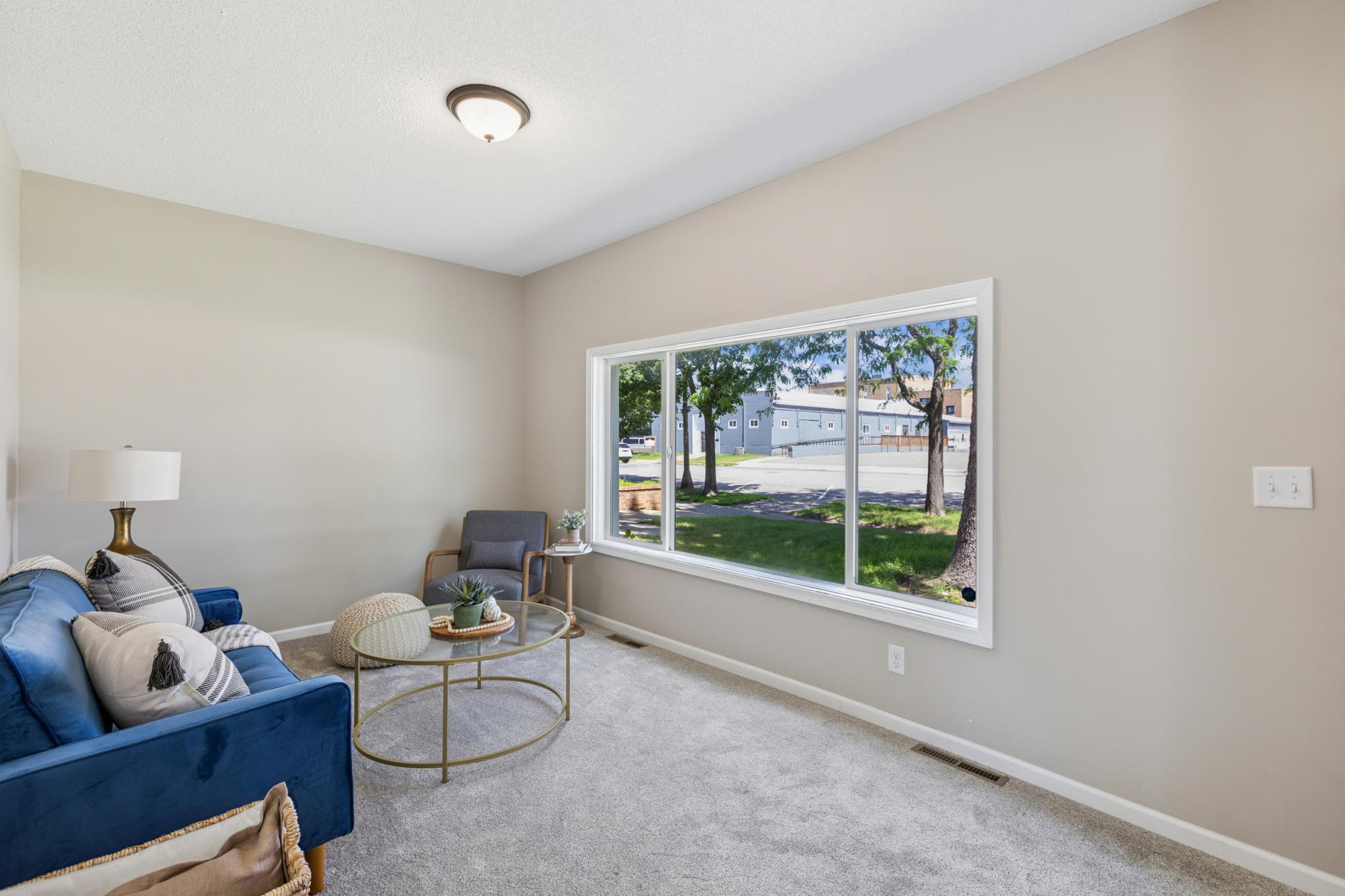 111 6th Avenue S