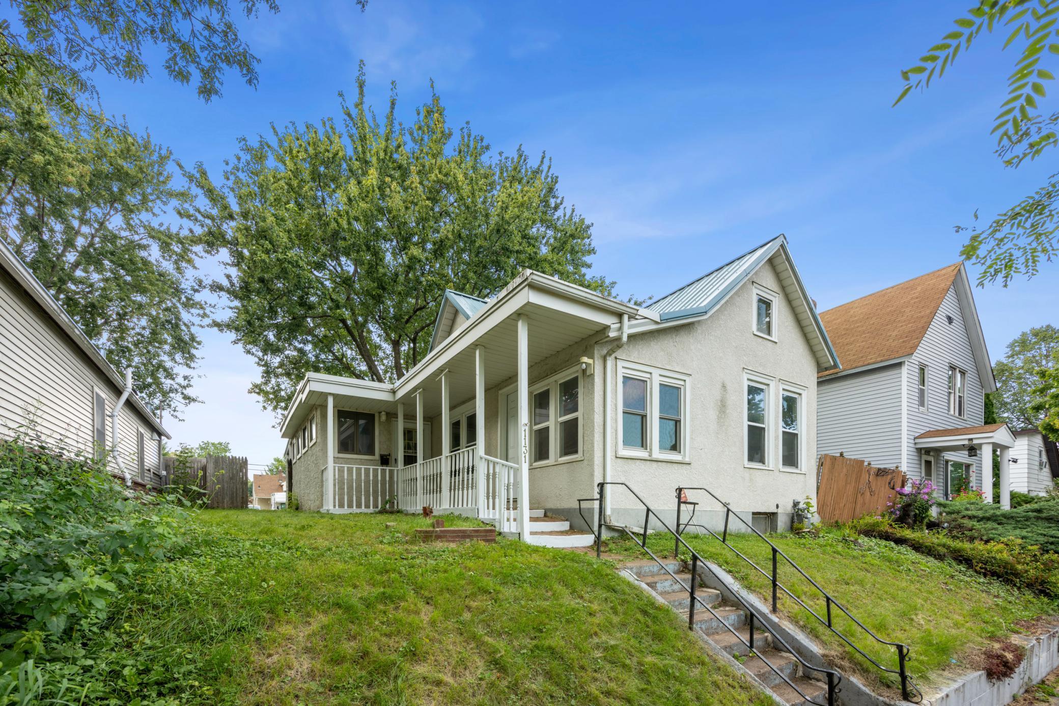 1131 Marion Street