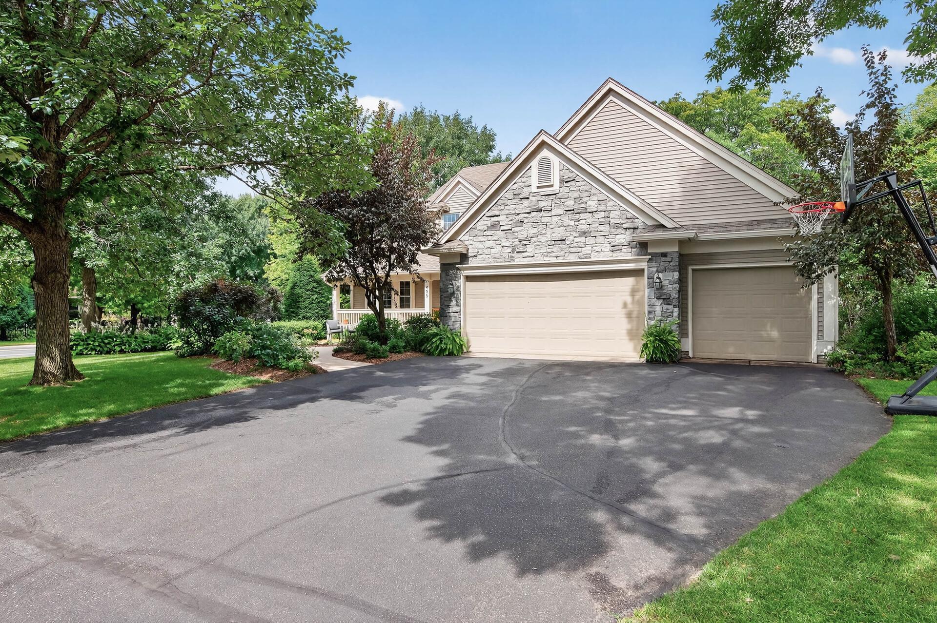 495 Harbor Court