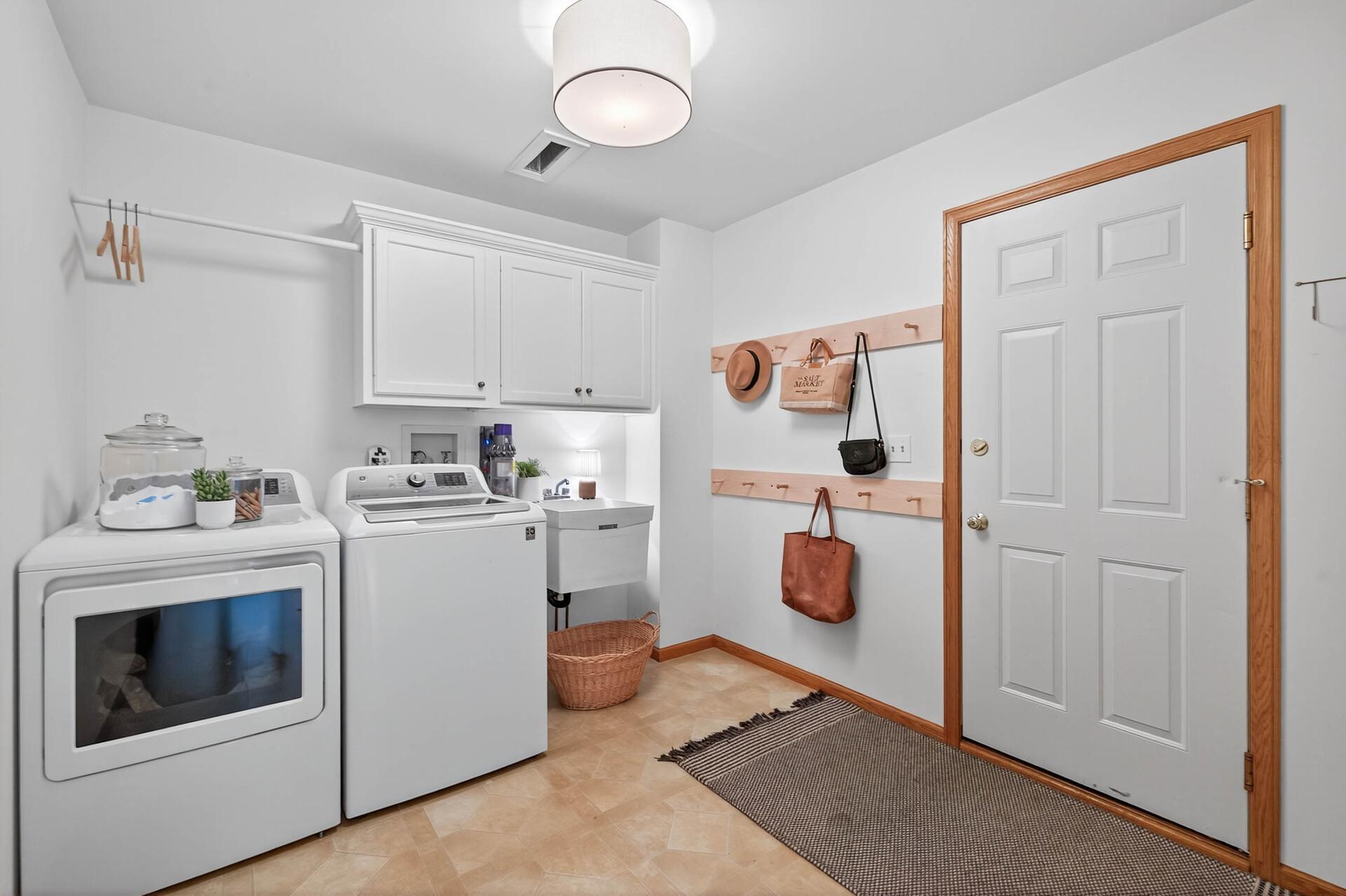 495 Harbor Court