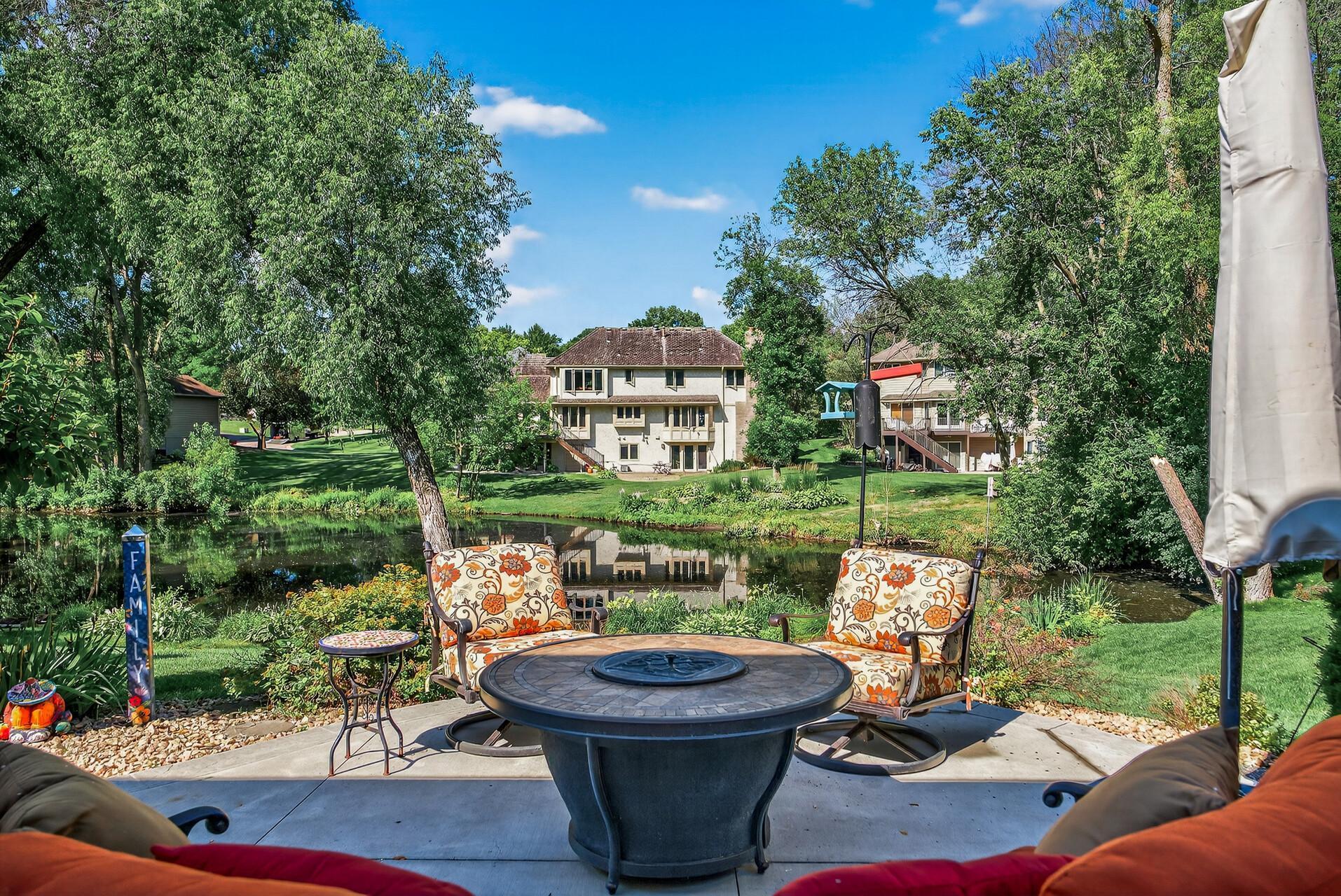 3665 Vinewood Lane N