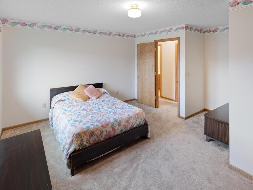 1193 Shawmut Street S