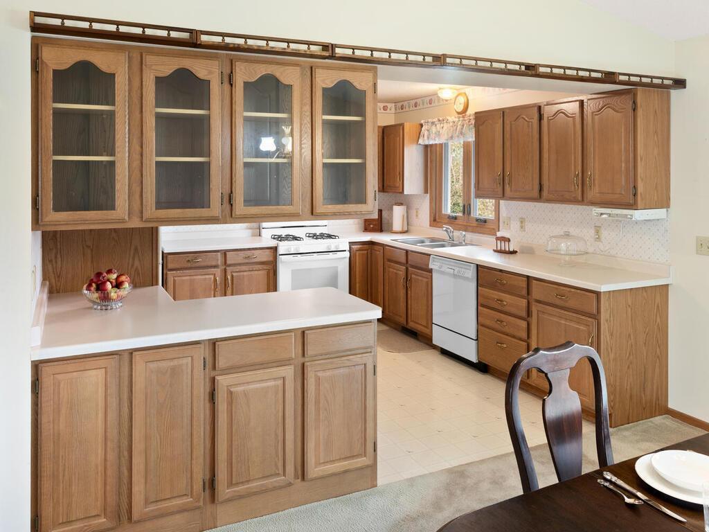 1193 Shawmut Street S