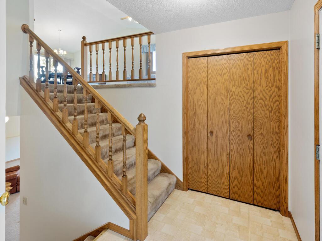 1193 Shawmut Street S