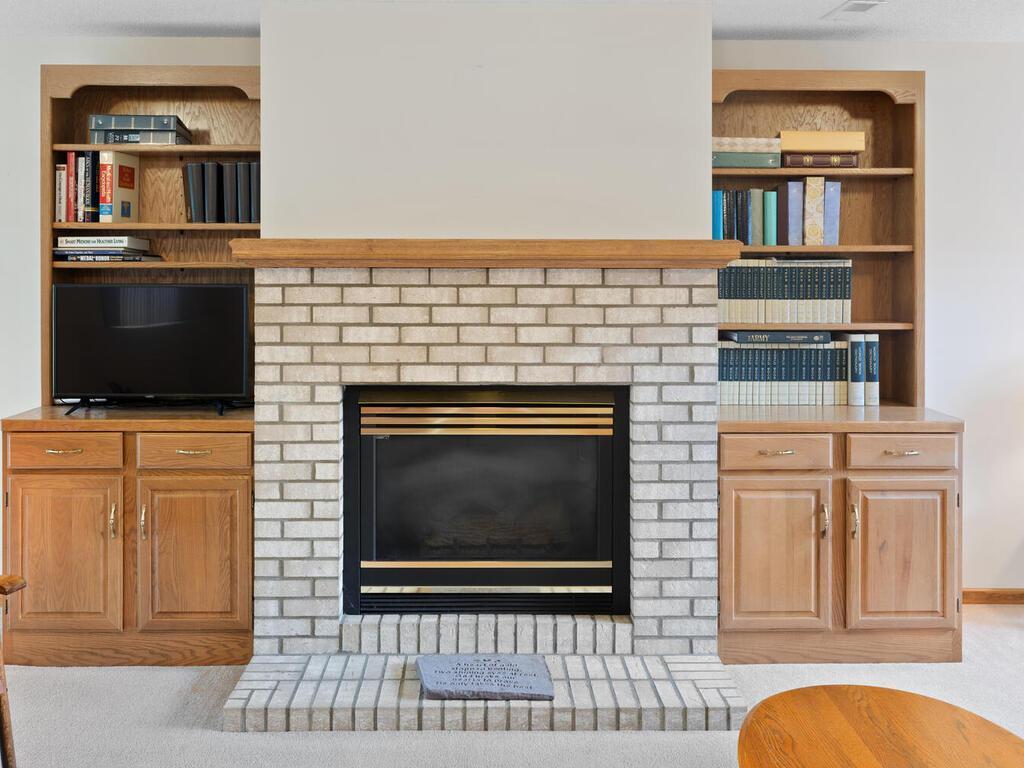 1193 Shawmut Street S