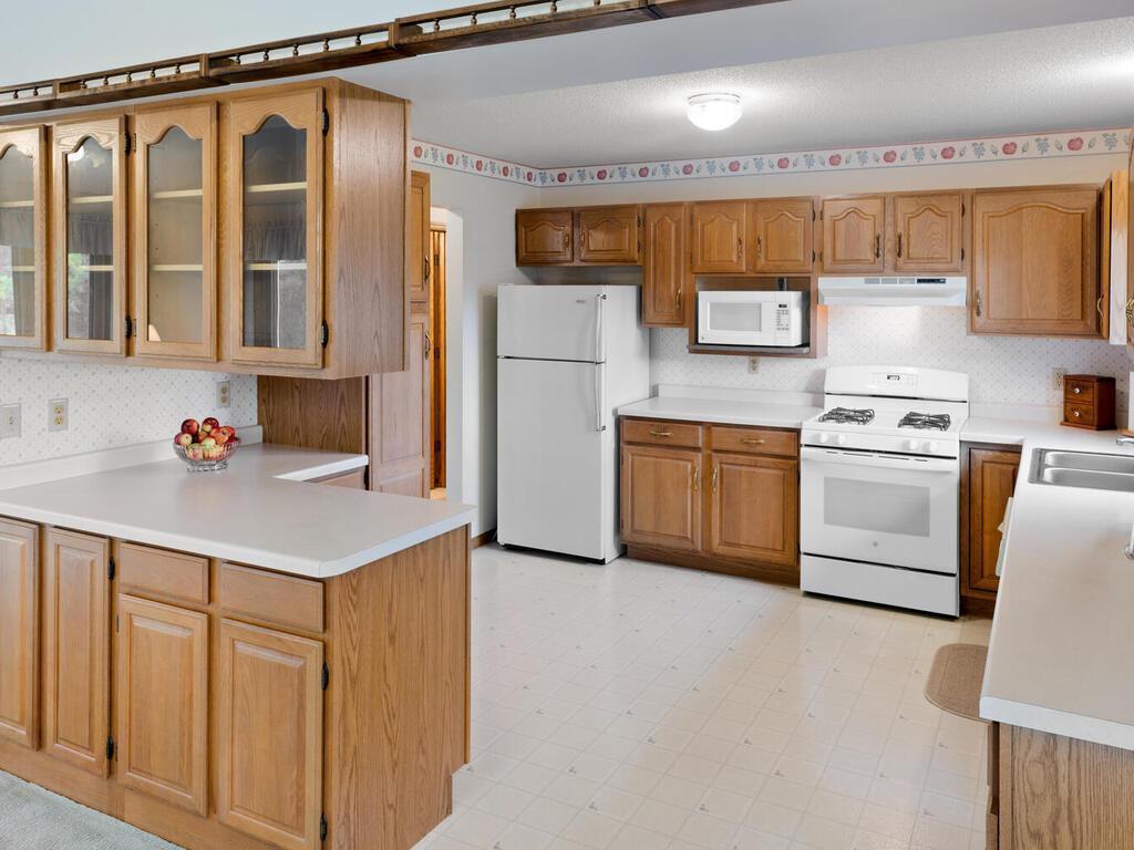 1193 Shawmut Street S