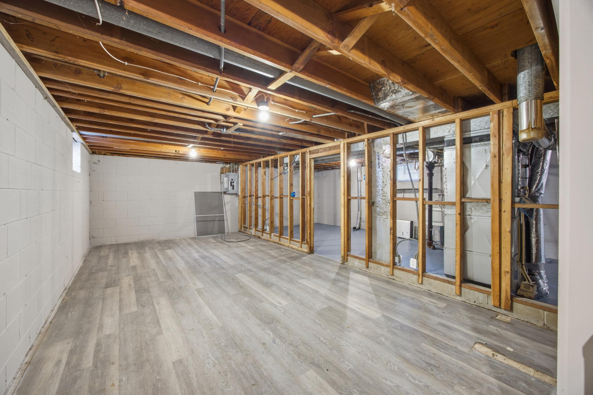 4110 Irving Avenue N