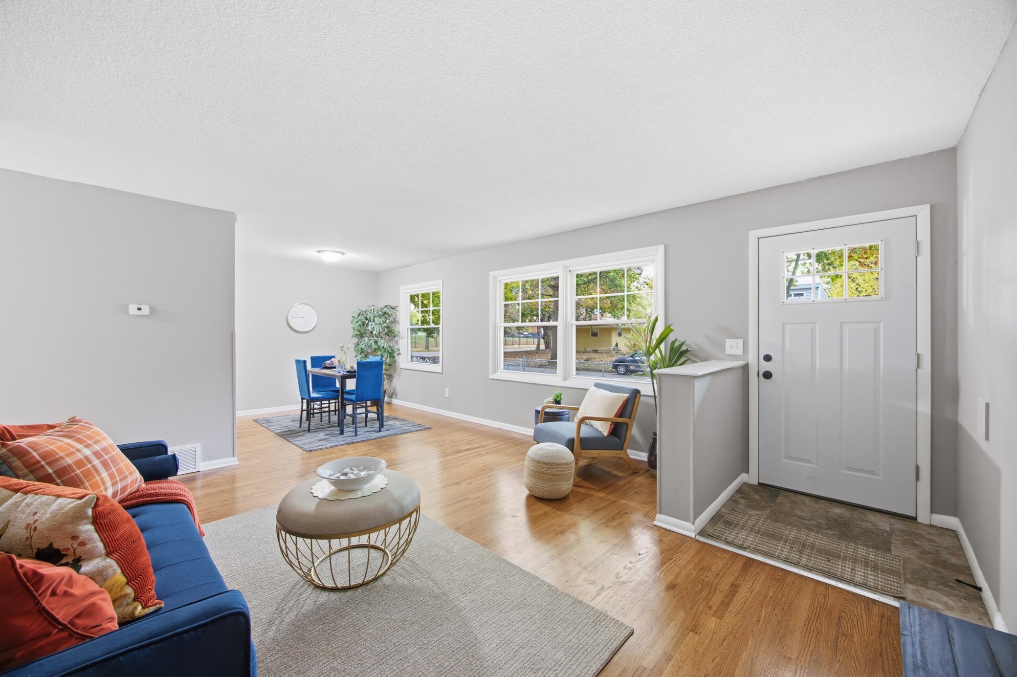 4110 Irving Avenue N